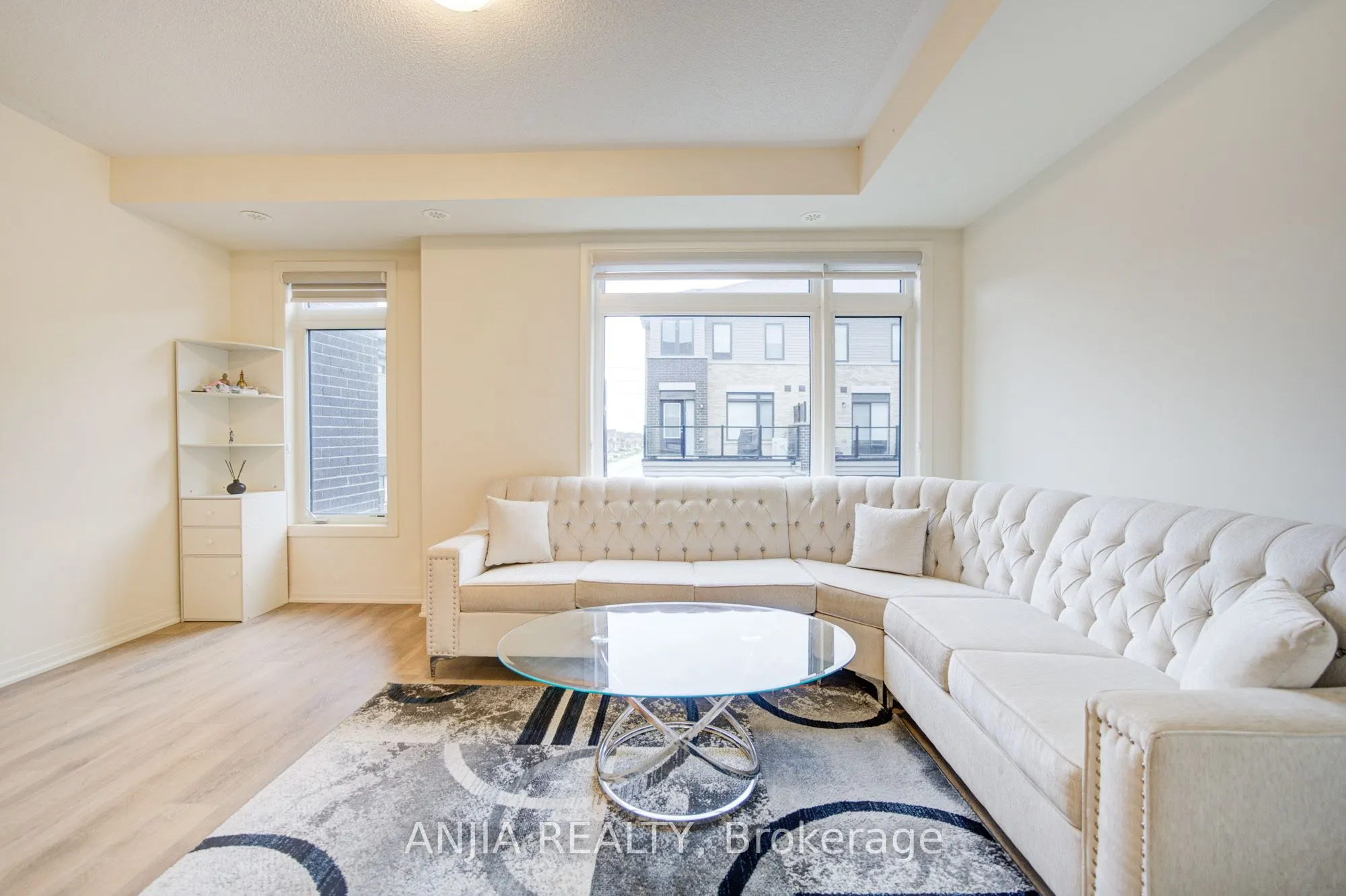 53 Emmas Way