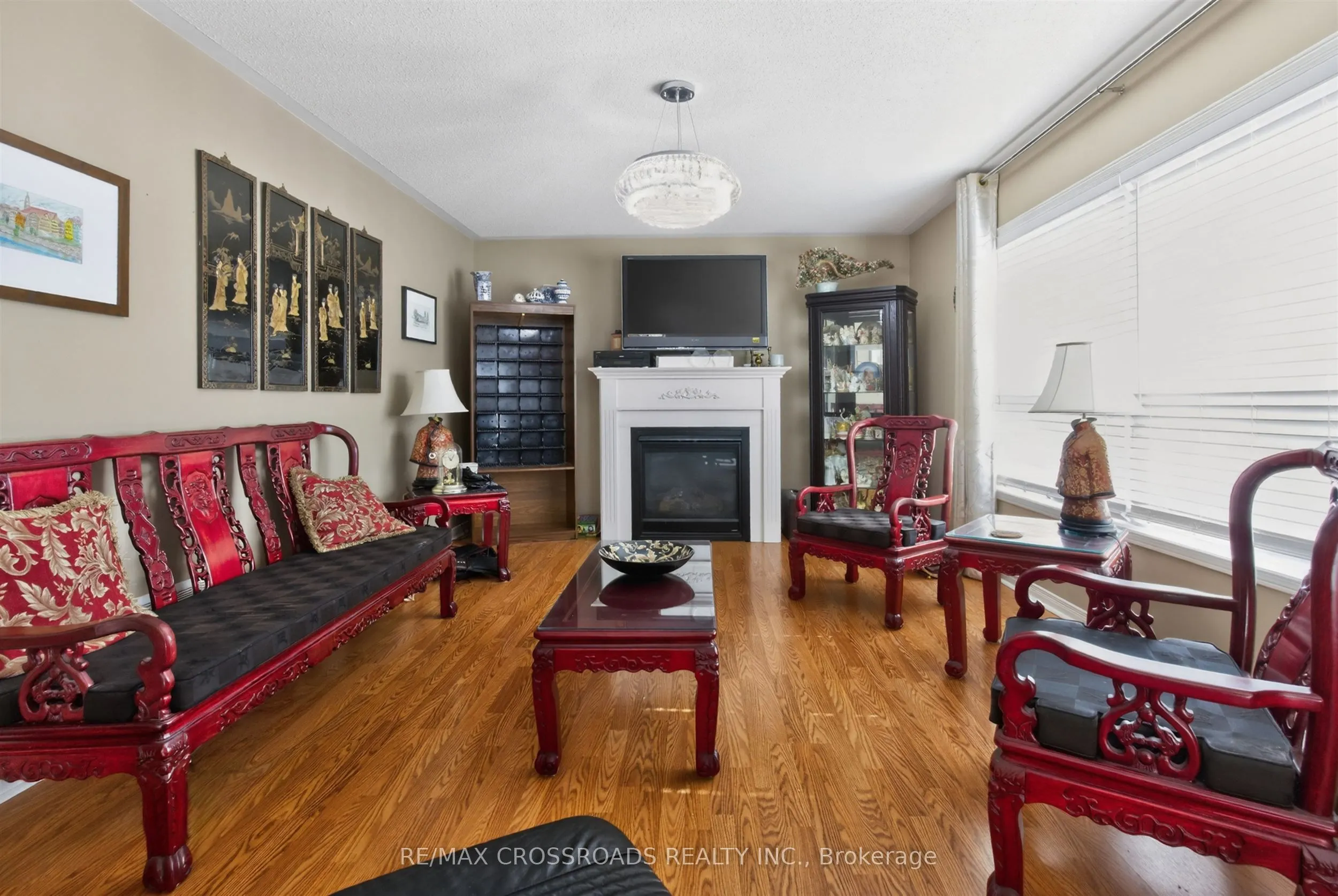586 Oldman Road