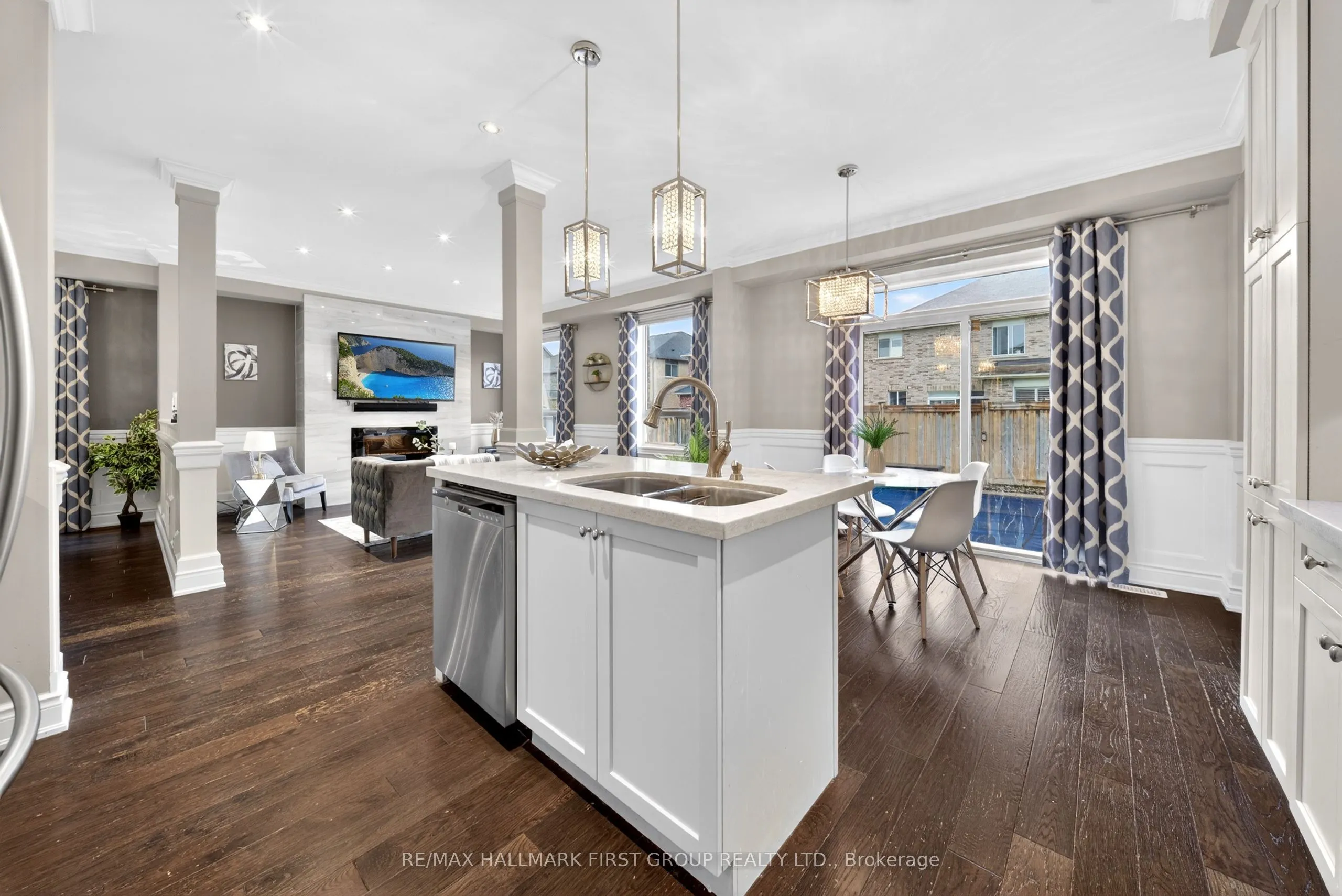 121 Blackwell Crescent