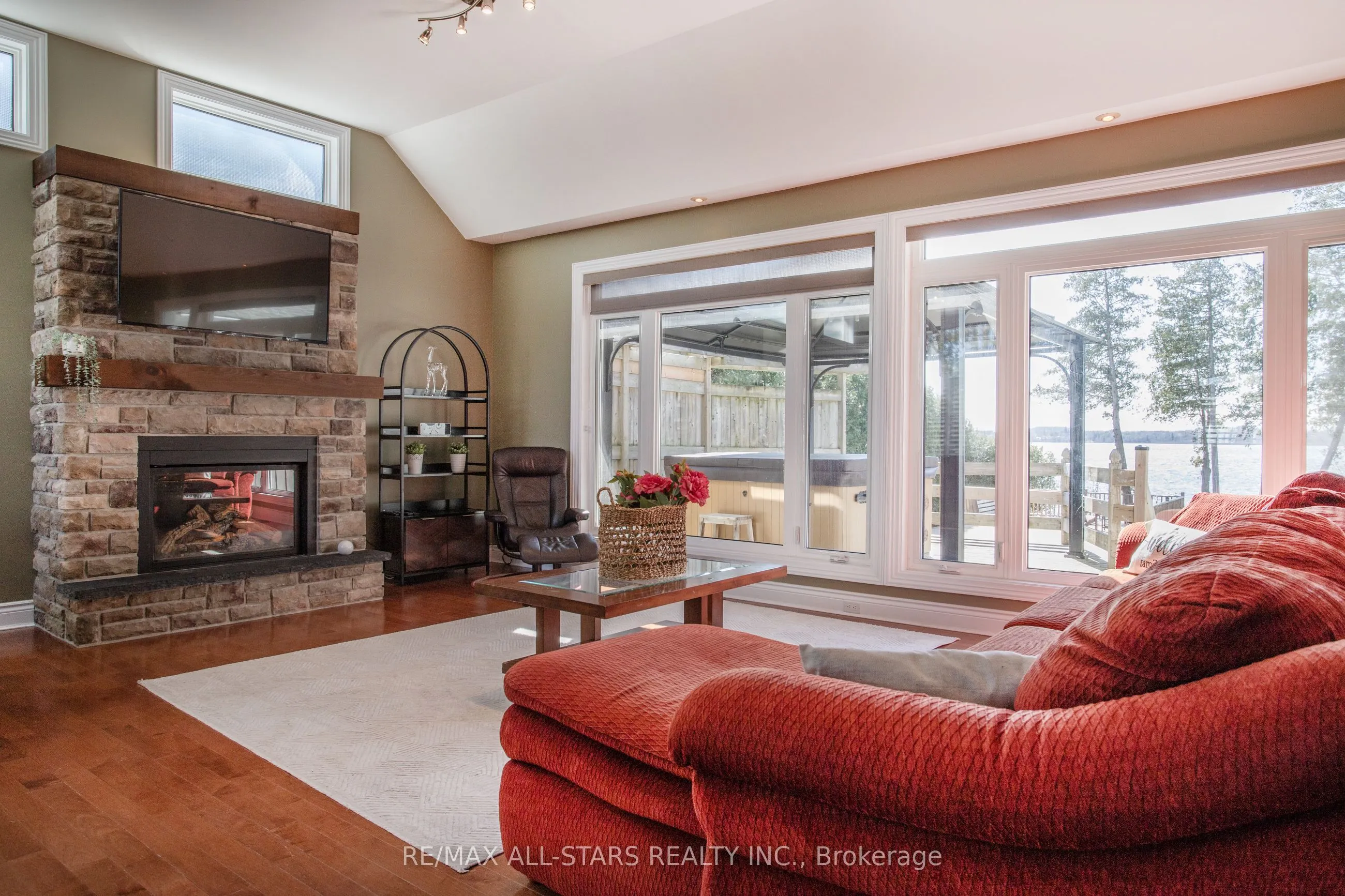 253 Stephenson Point Road