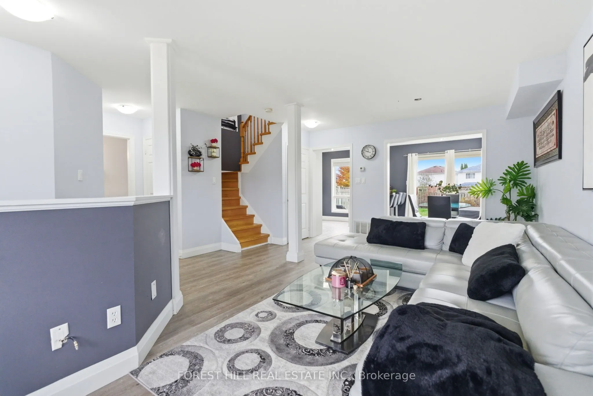 1842 Dalhousie Crescent