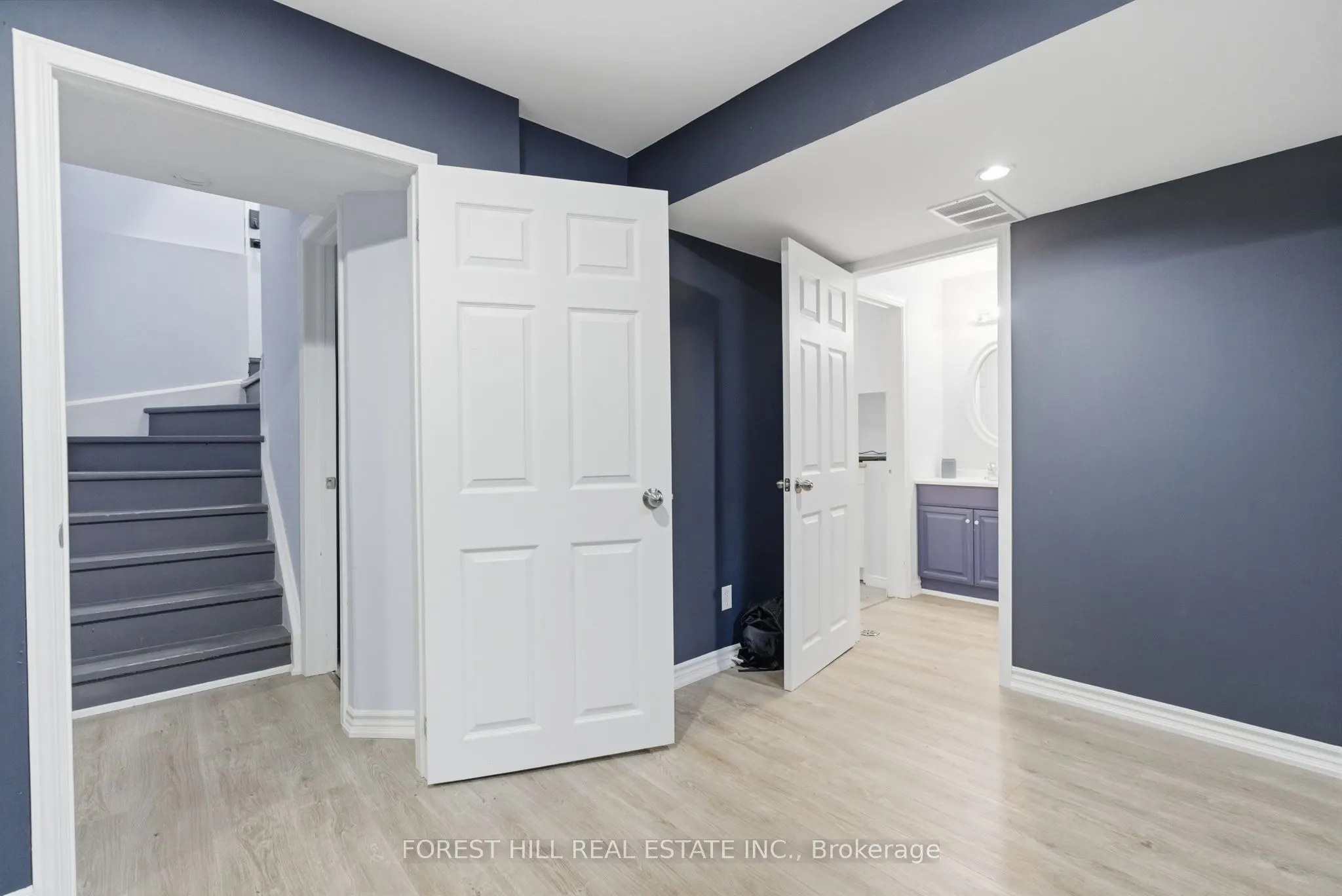 1842 Dalhousie Crescent