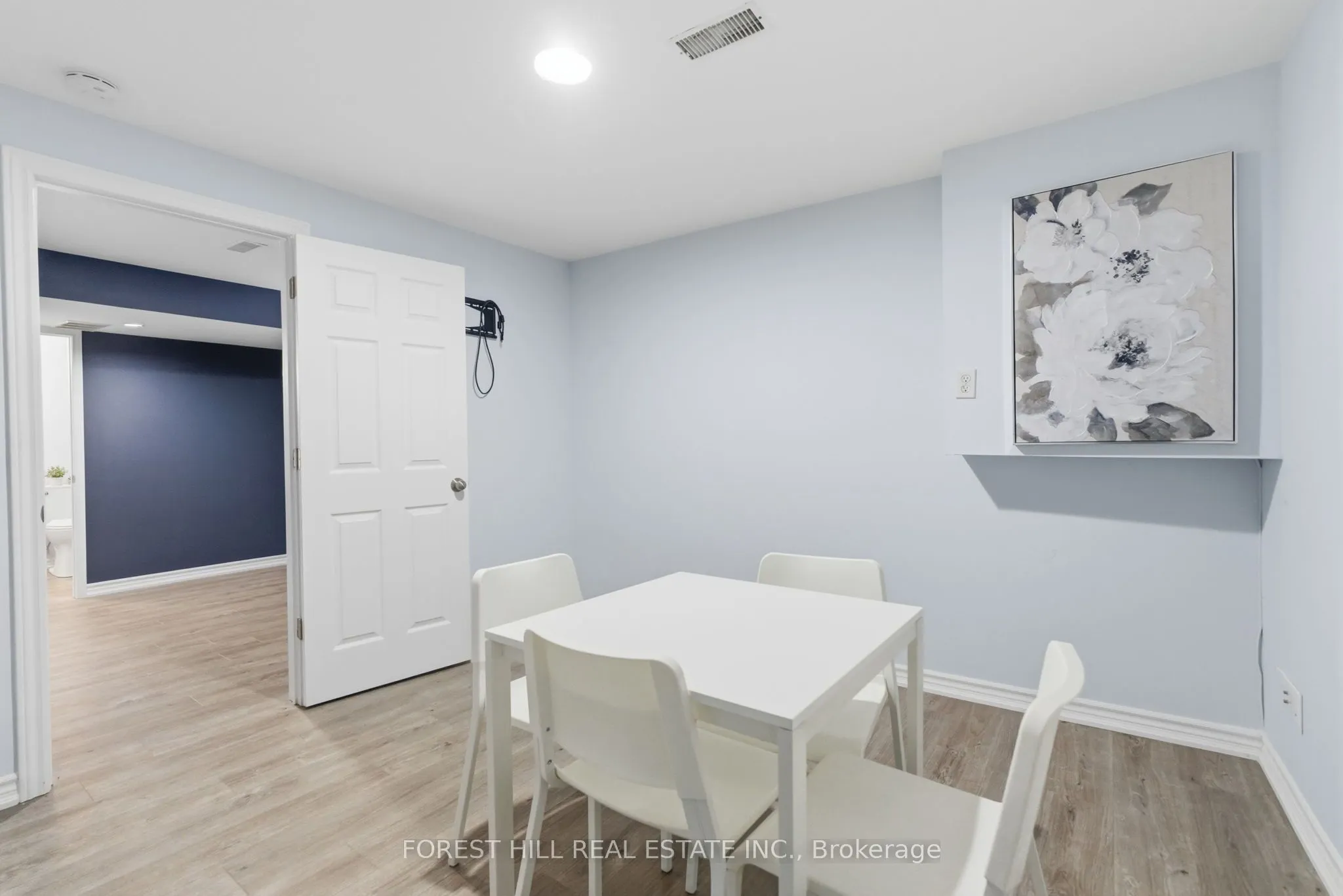 1842 Dalhousie Crescent