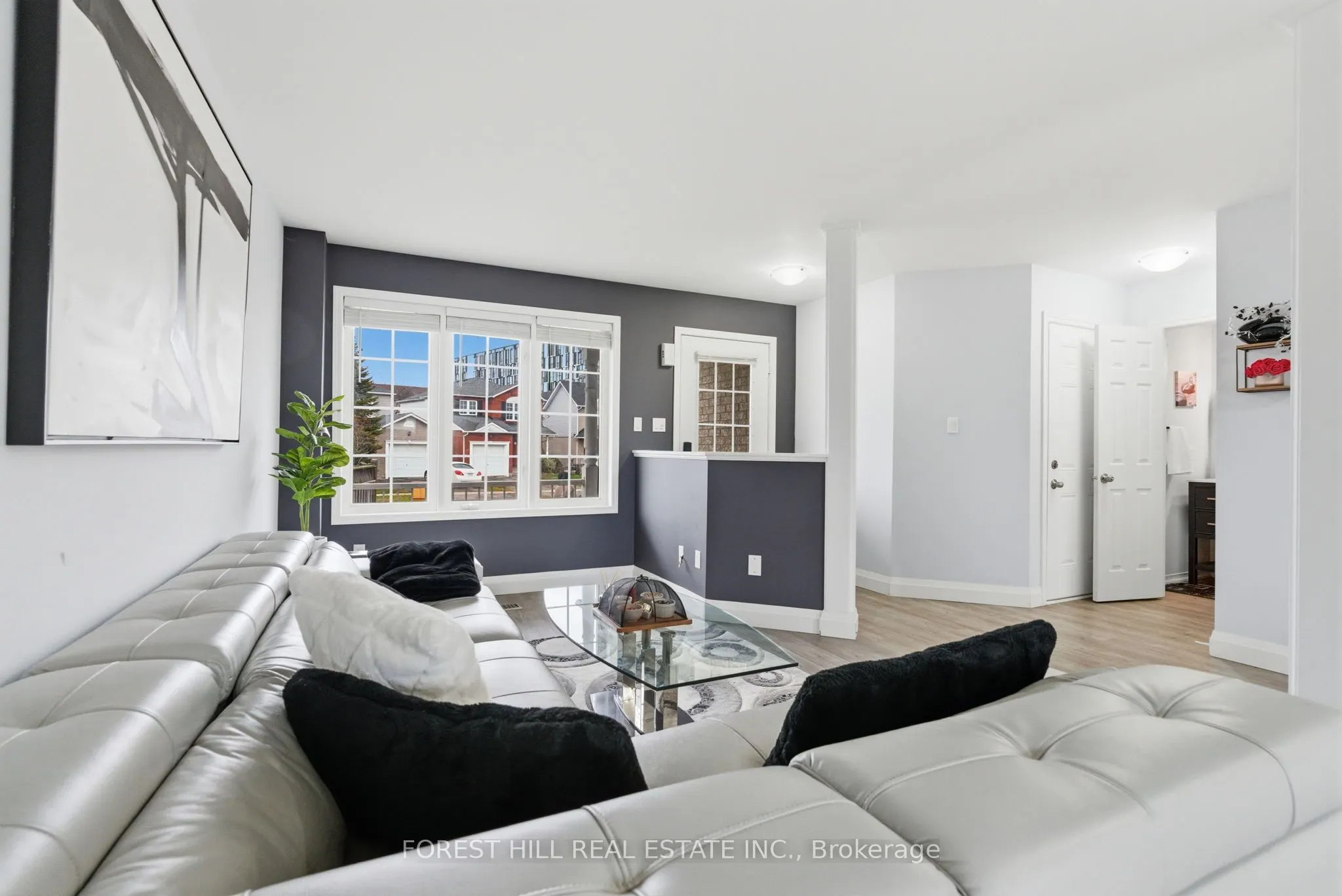 1842 Dalhousie Crescent