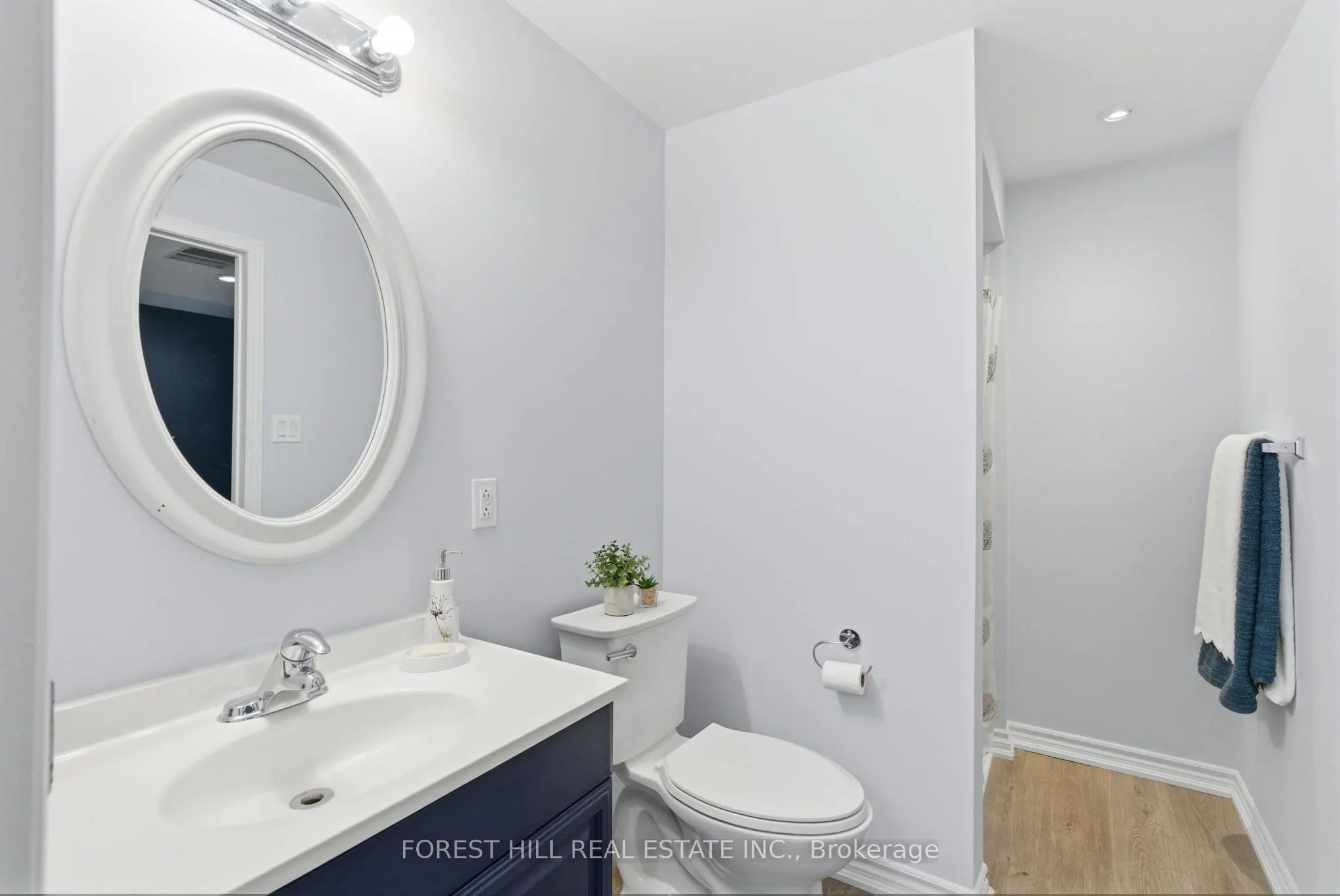 1842 Dalhousie Crescent