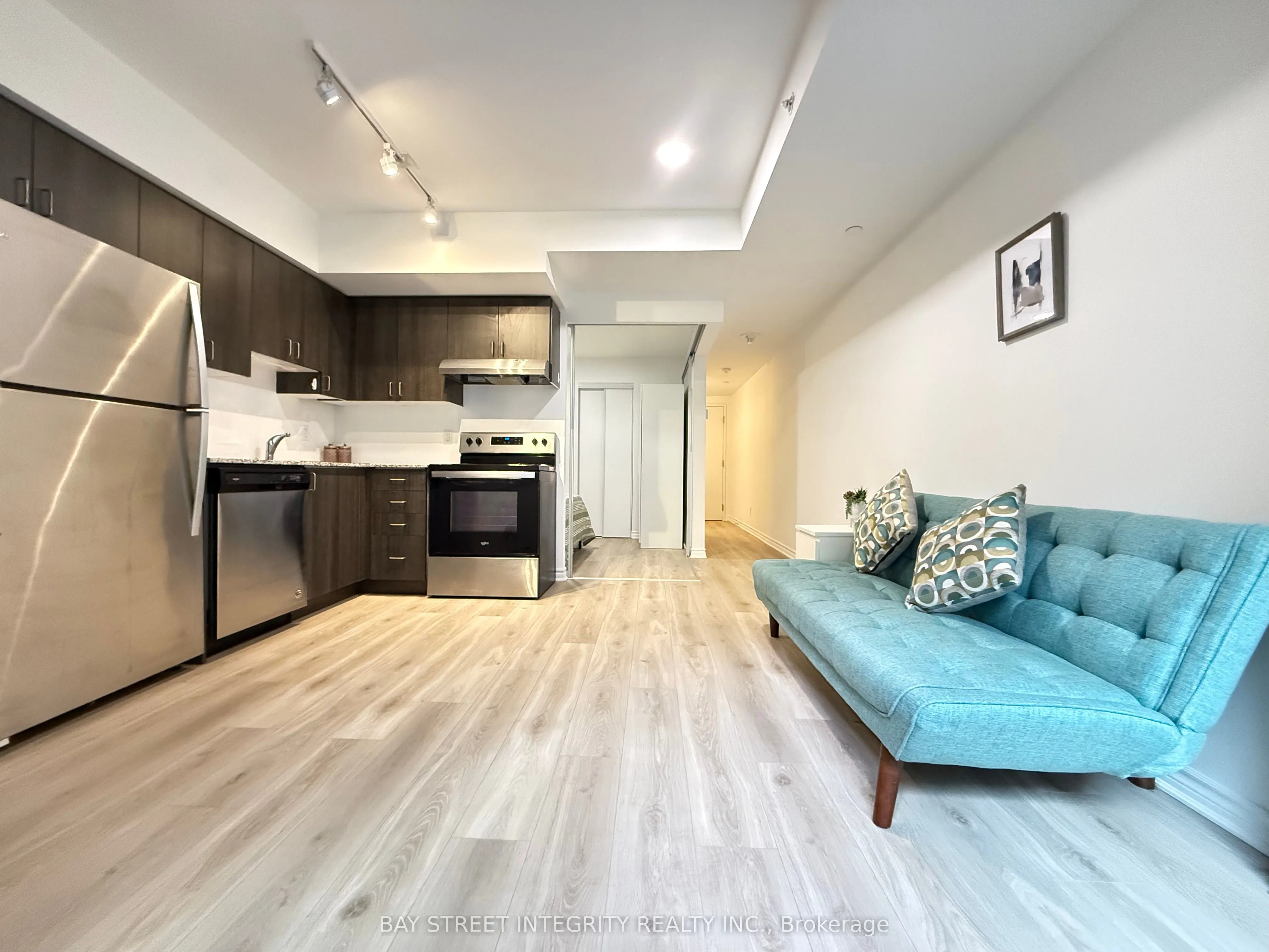 1 Falaise Road #201