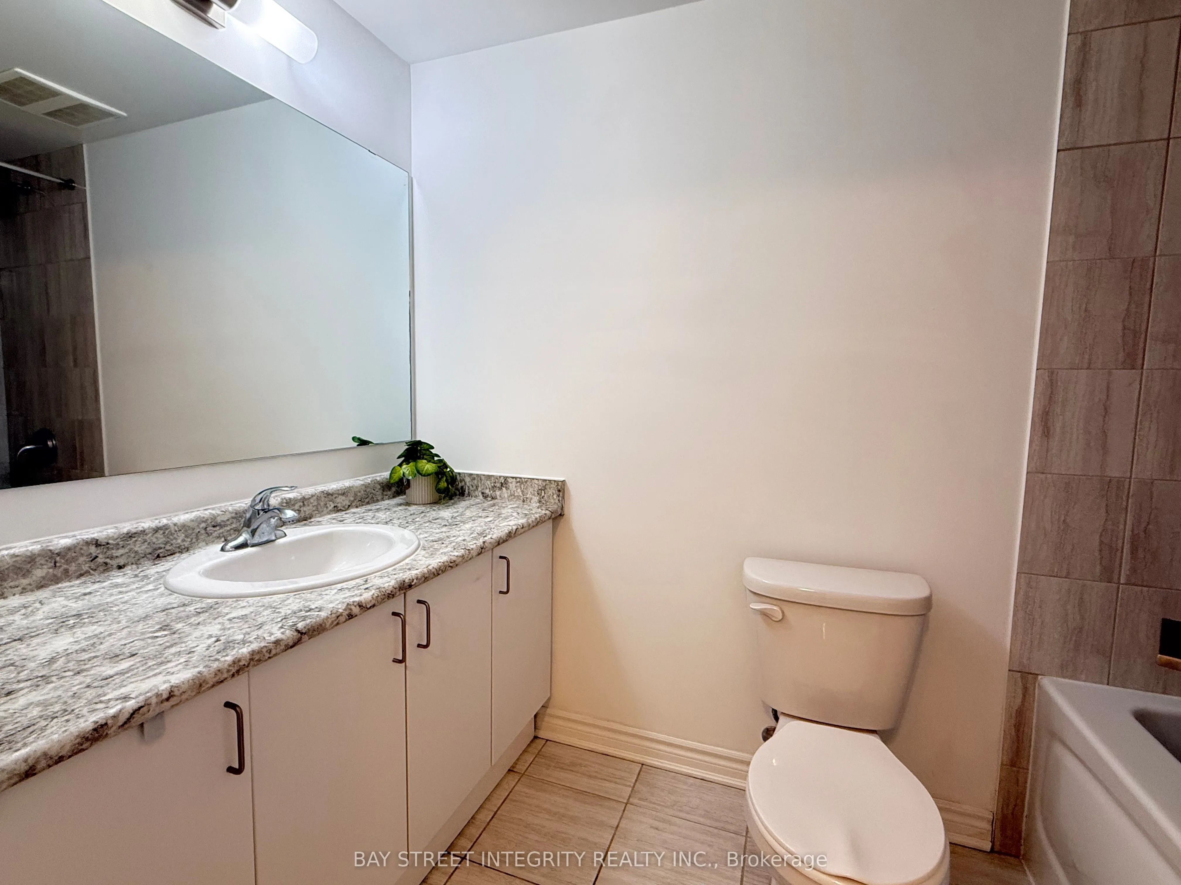 1 Falaise Road #201