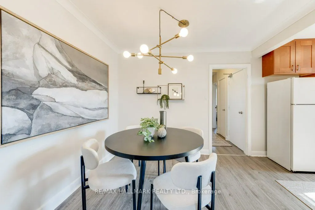 225 Woodville Avenue #Upper