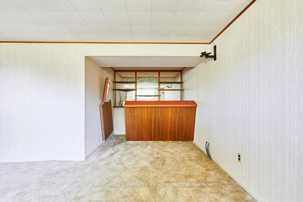 1 Goodland Gate