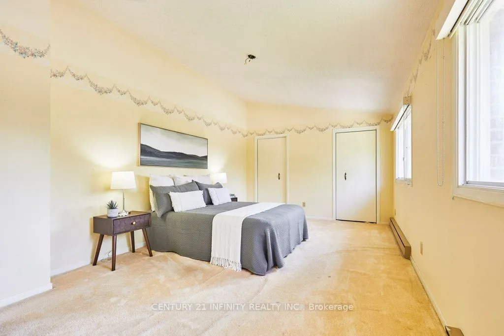 1 Goodland Gate
