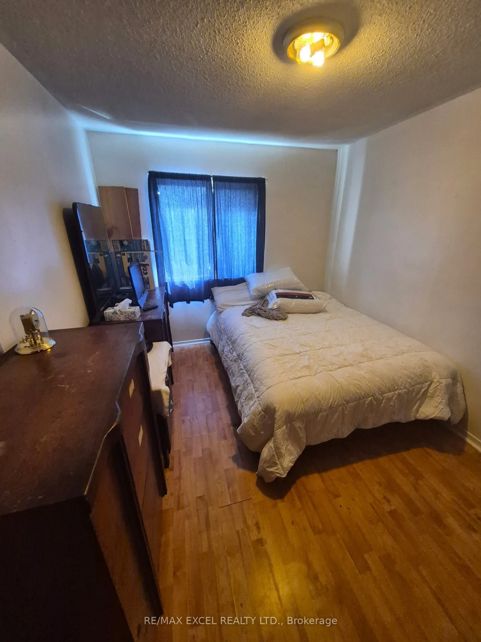 4662 Kingston Road #106