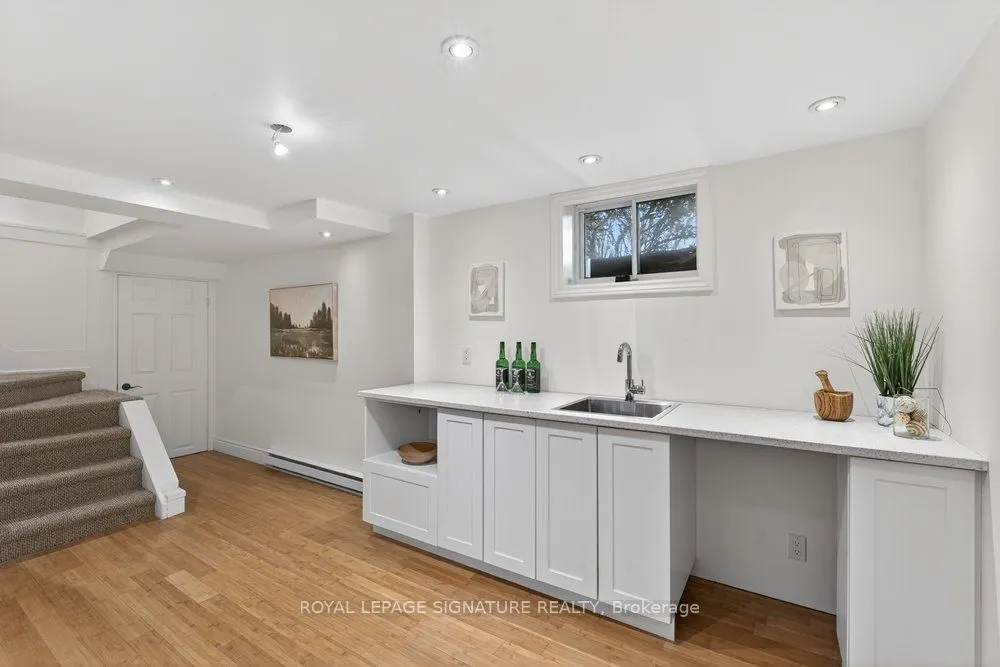 2 Pine Ridge Drive