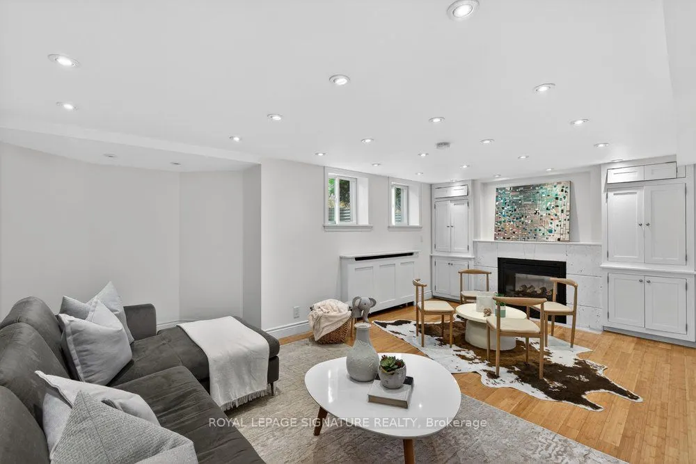 2 Pine Ridge Drive