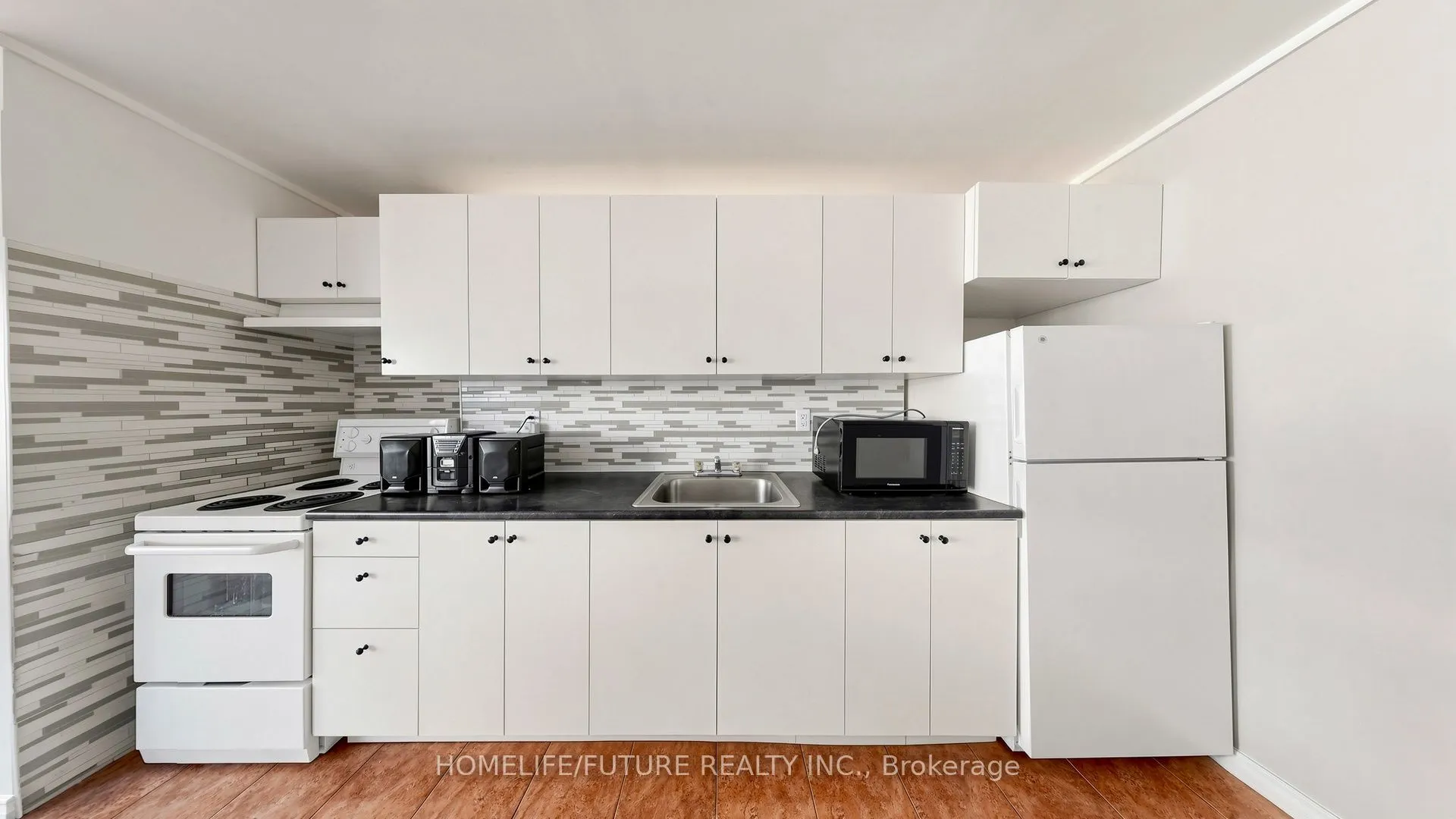 4060 Lawrence Avenue E #204