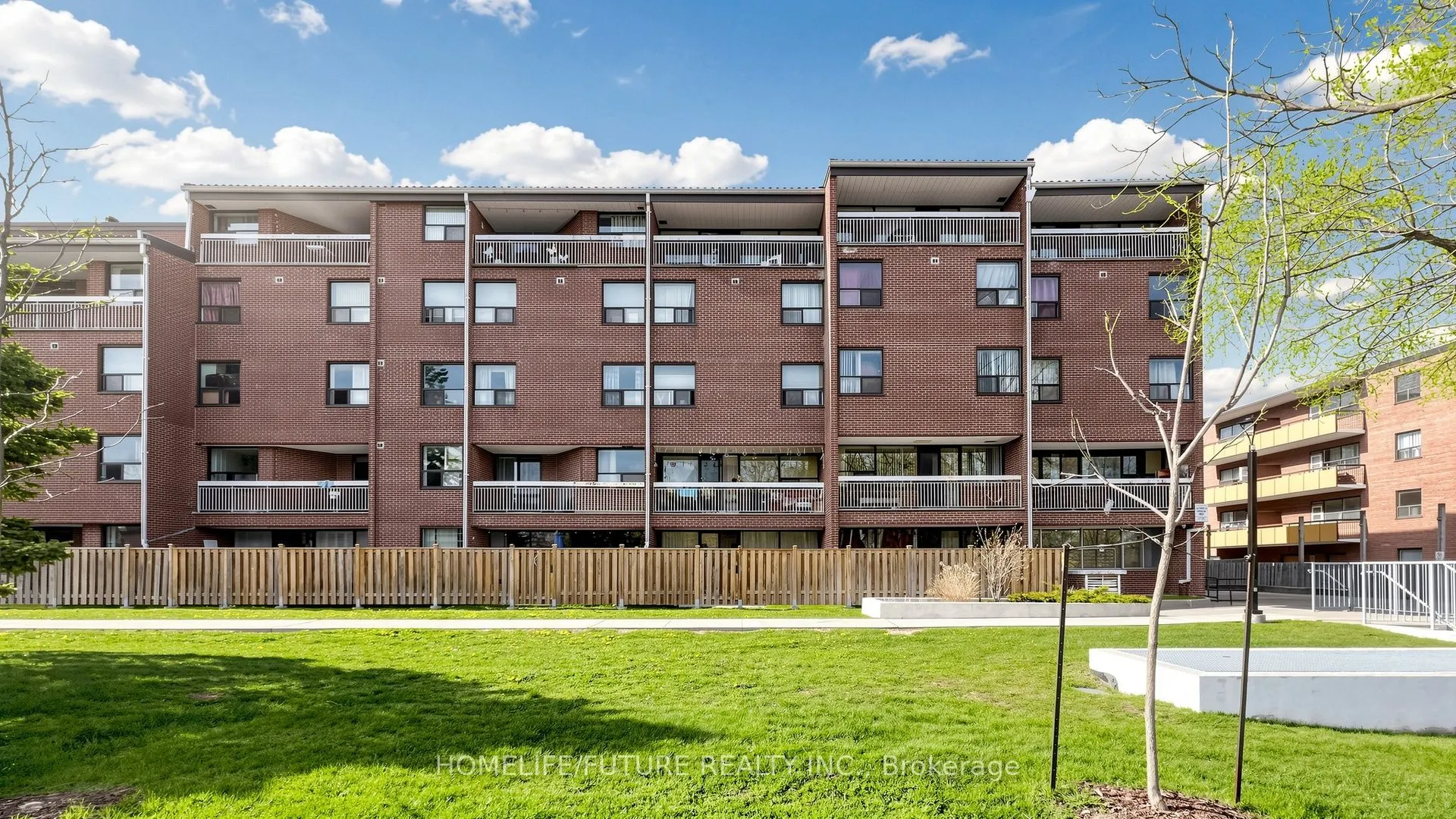 4060 Lawrence Avenue E #204