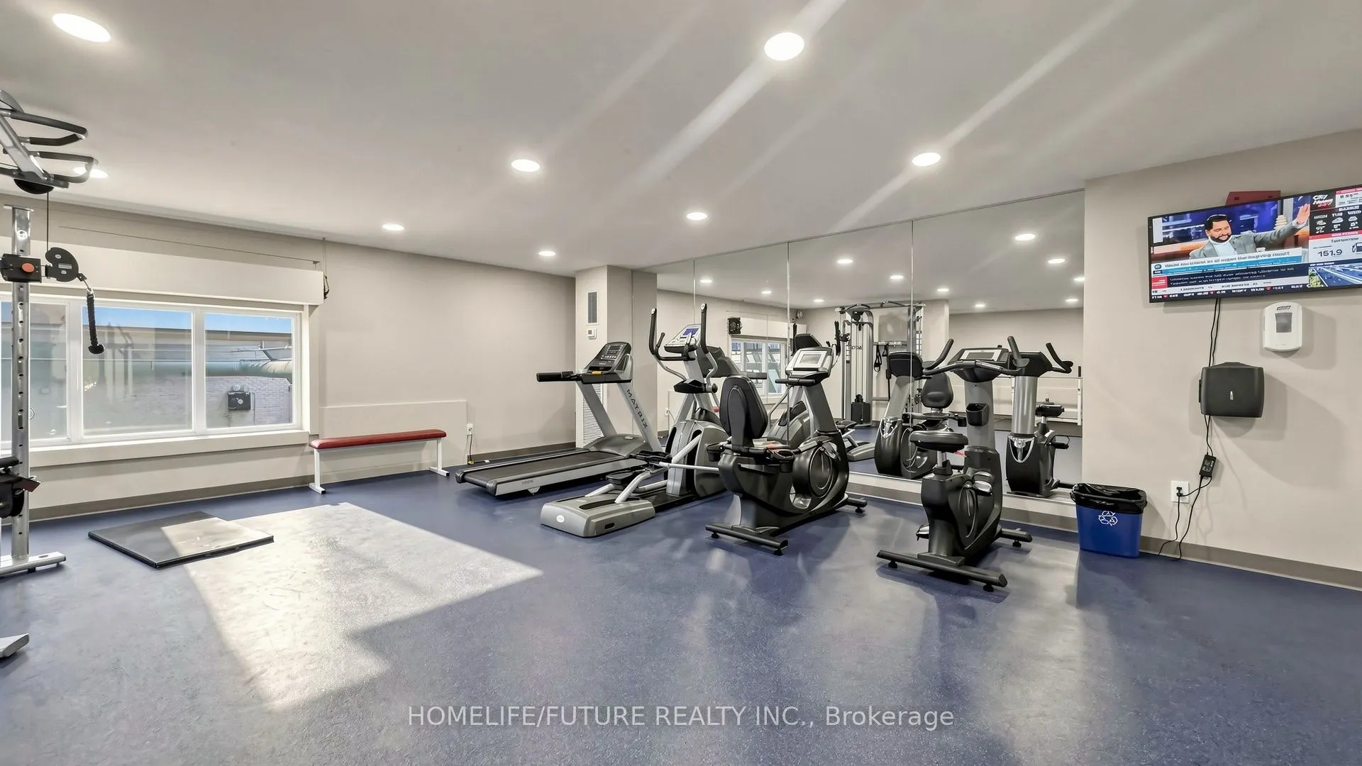 4060 Lawrence Avenue E #204