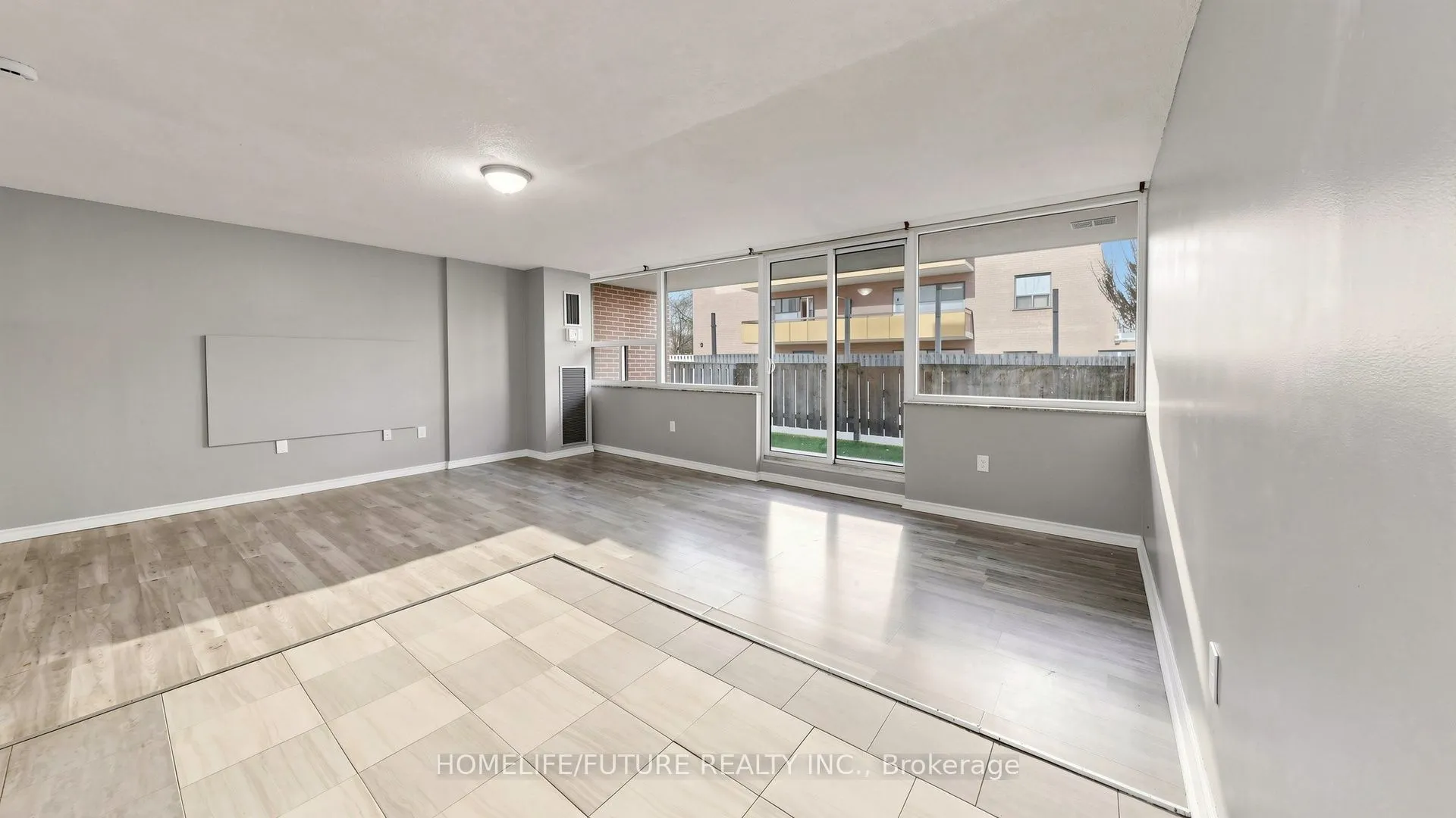 4060 Lawrence Avenue E #204