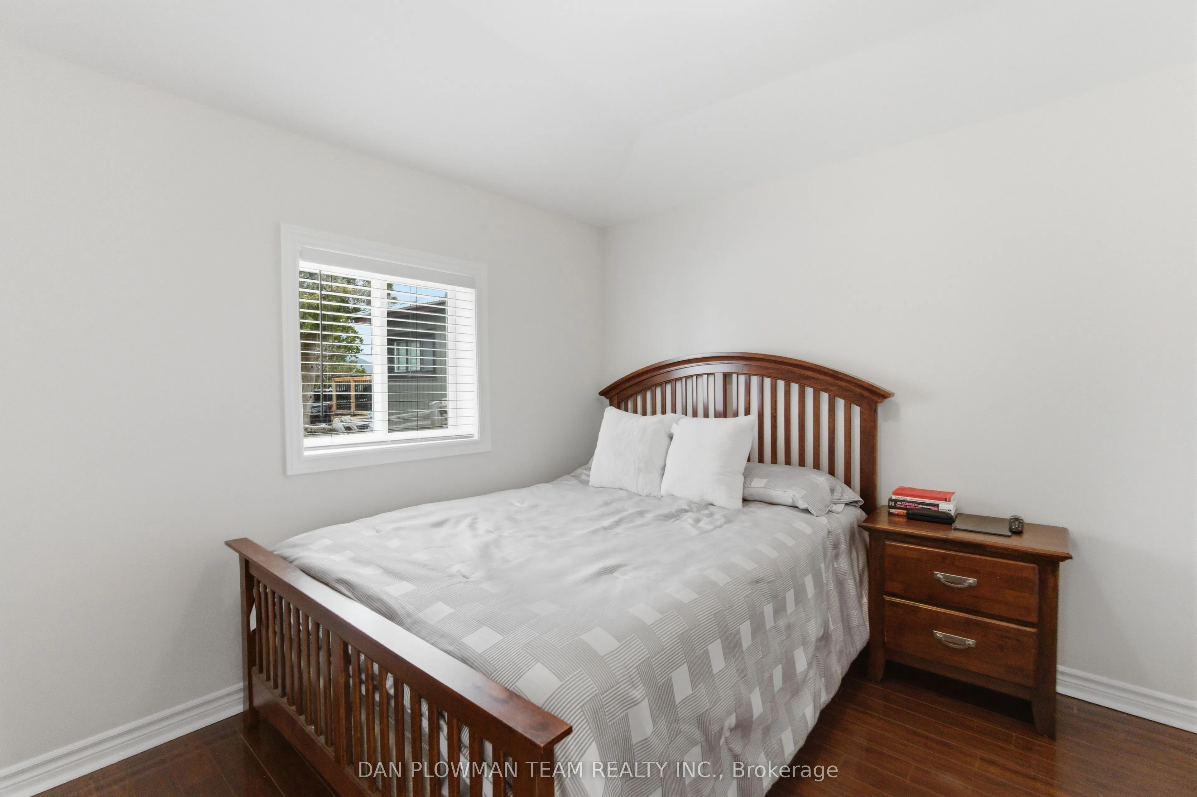 513 View Lake Road