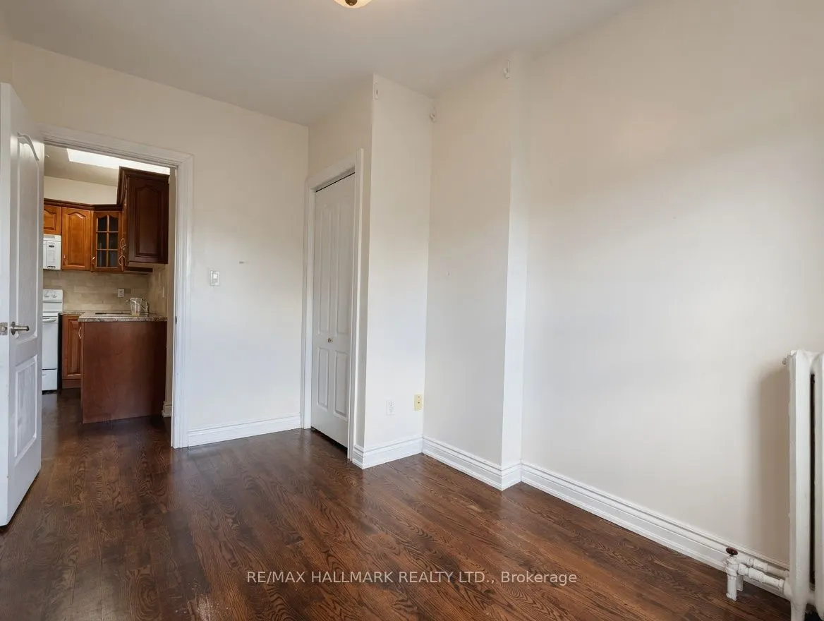 2038 Danforth Avenue #2