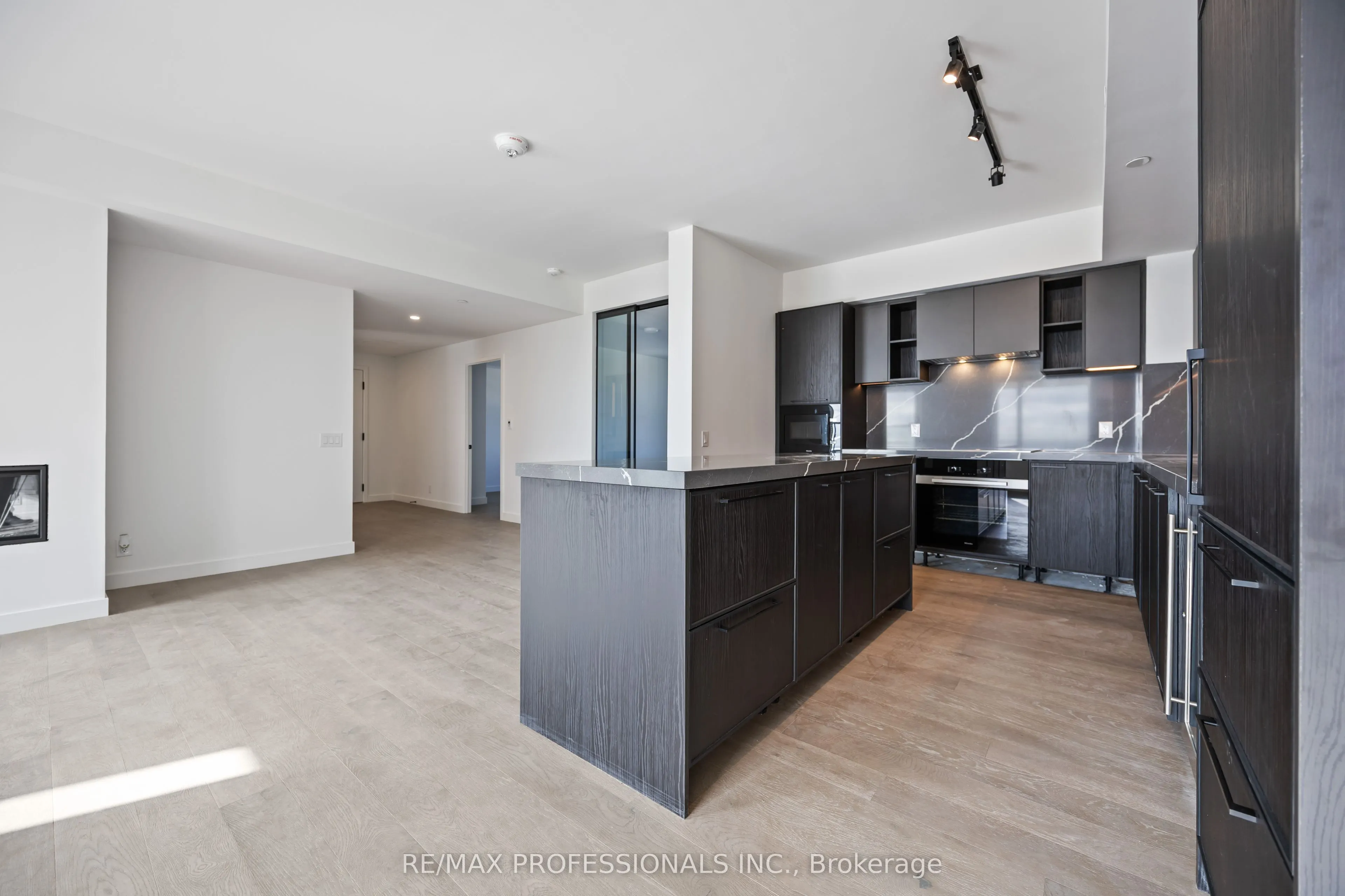1050 Eastern Avenue #1203