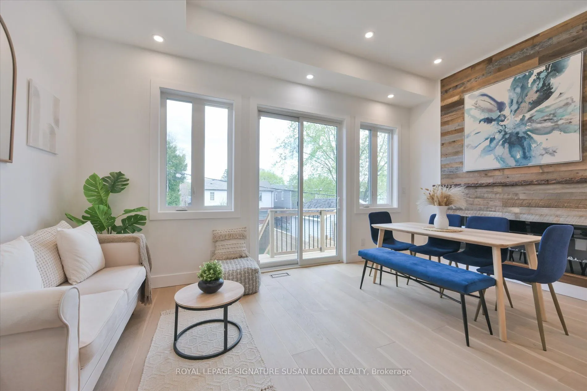 223 Queensdale Avenue