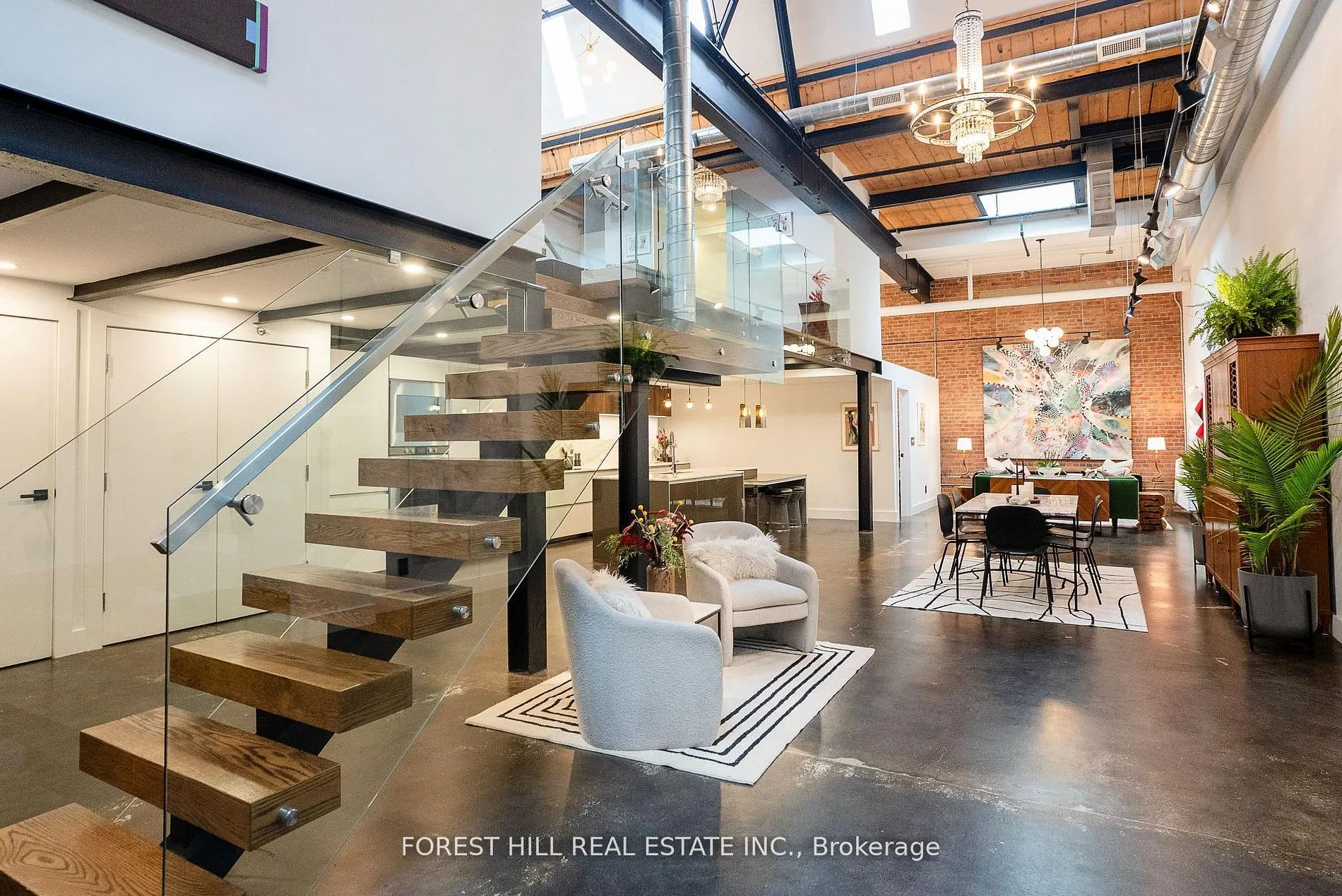326 Carlaw Avenue #123