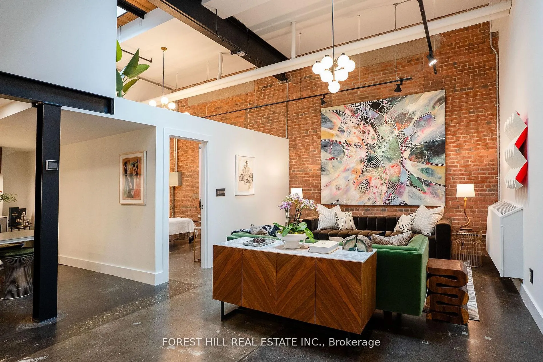 326 Carlaw Avenue #123