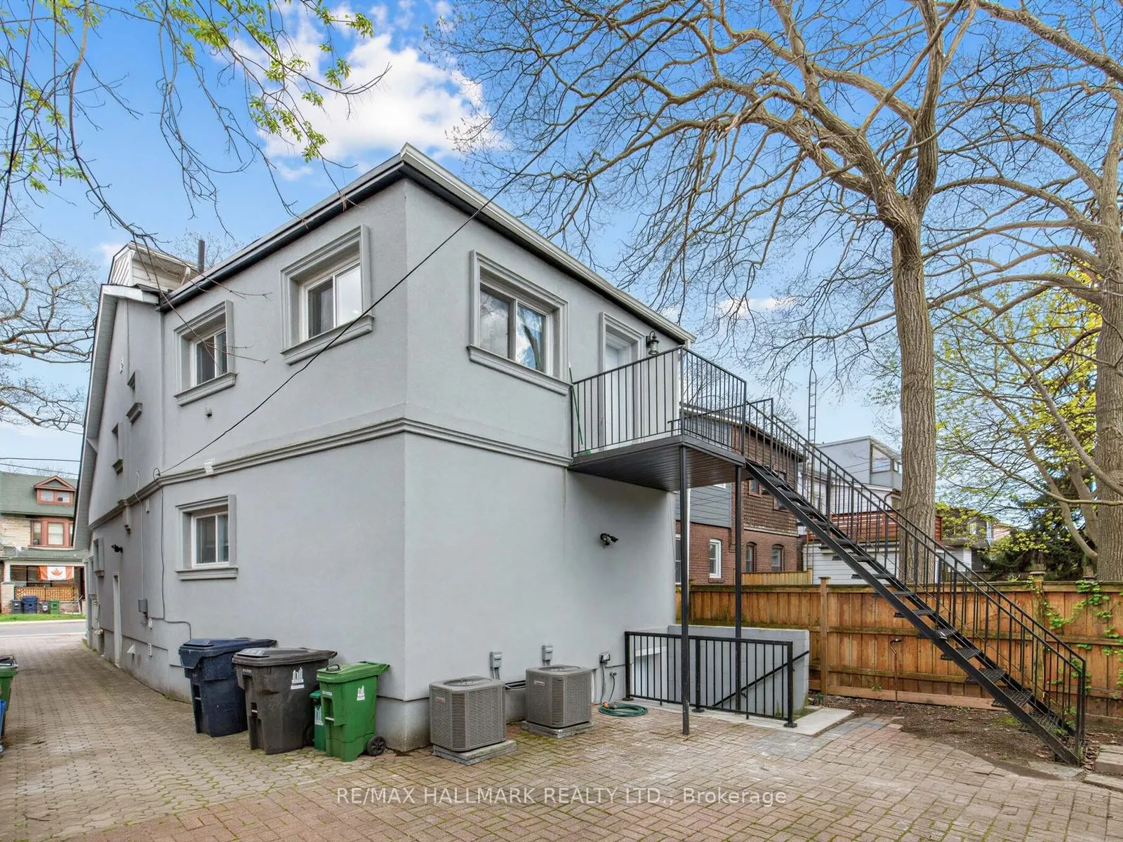 434 Victoria Park Avenue