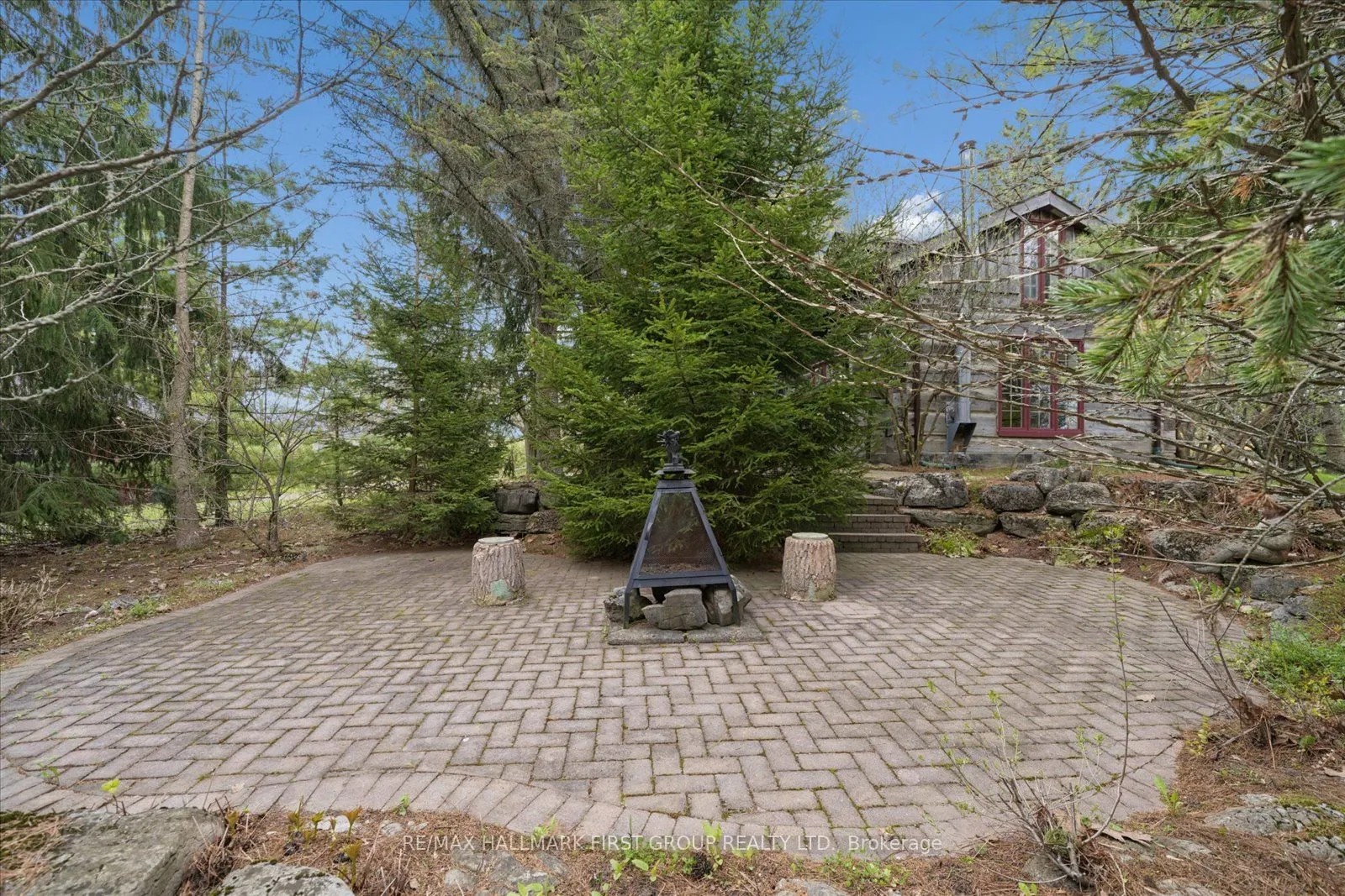 130 Myrtle Road E