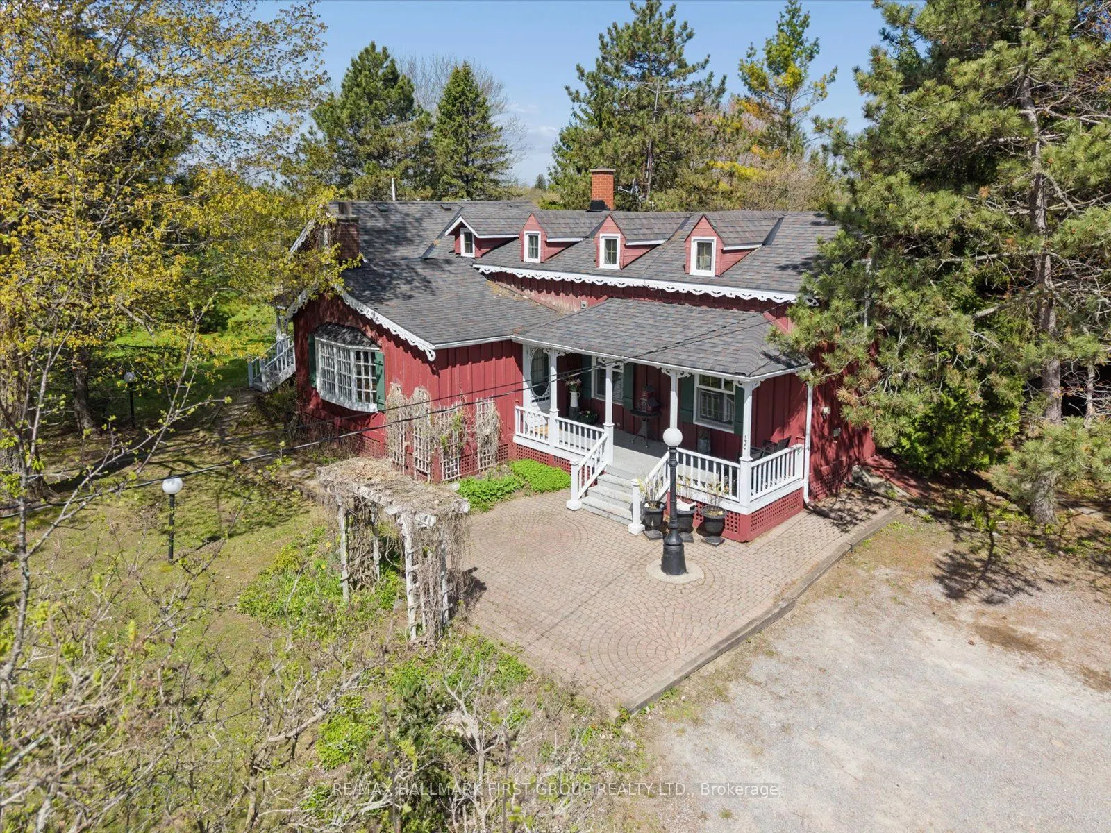 130 Myrtle Road E
