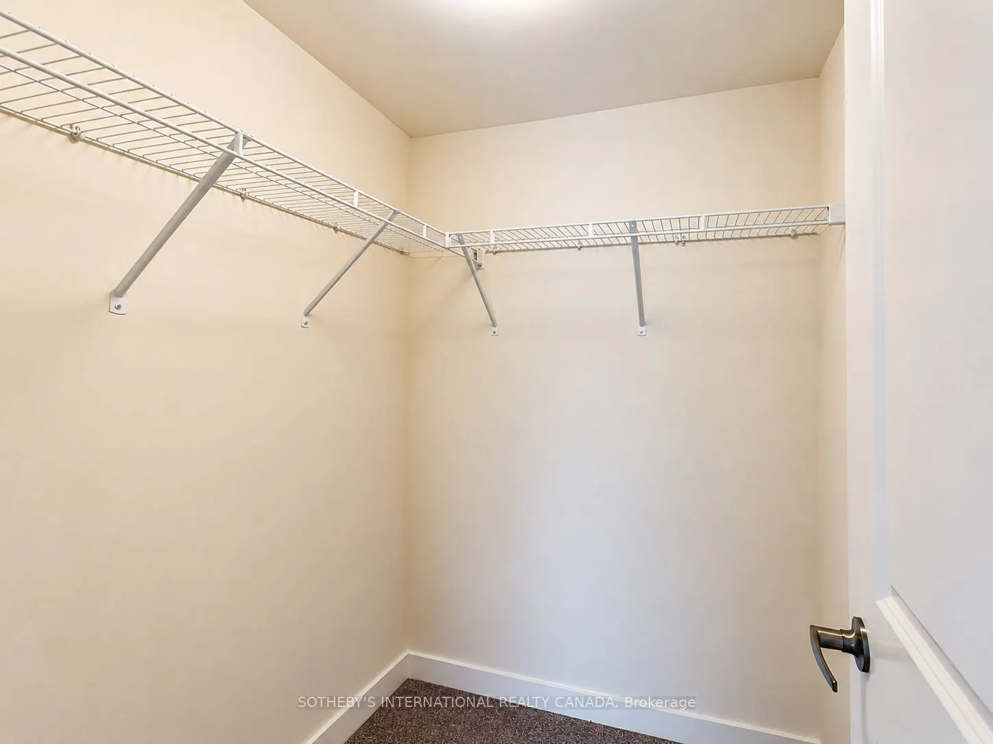 2550 Castlegate Crossing #419