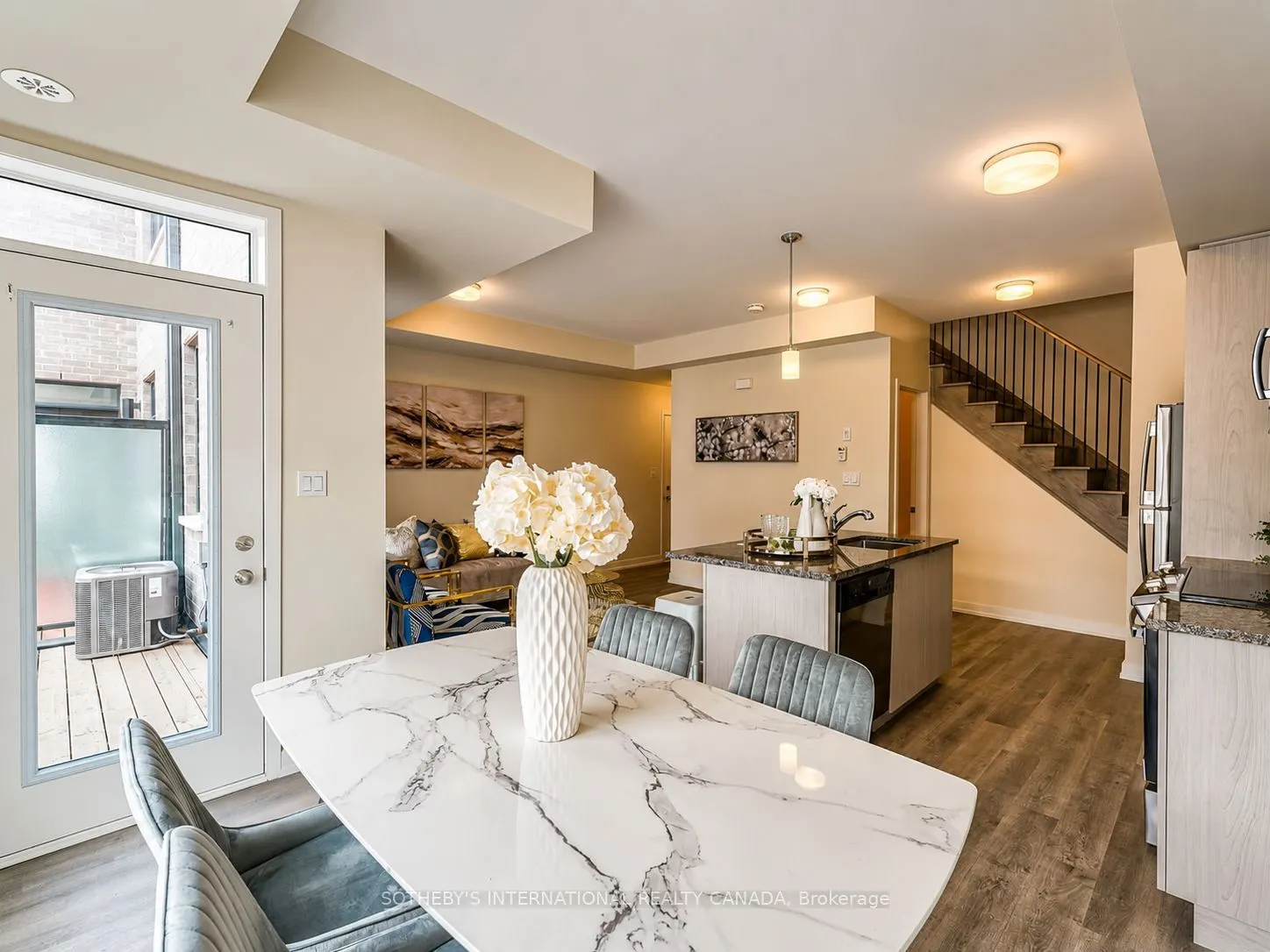 2550 Castlegate Crossing #419
