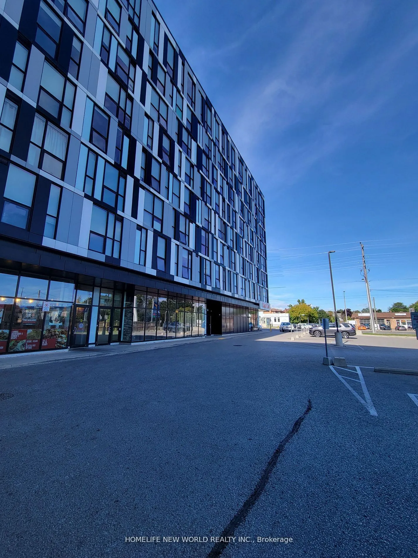 1900 Simcoe Street N #839