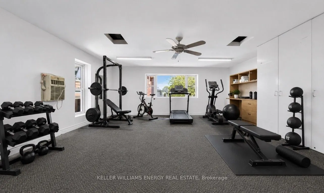 676 Victory Drive
