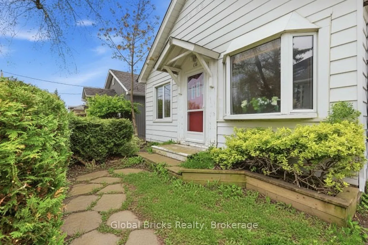 138 Gradwell Drive