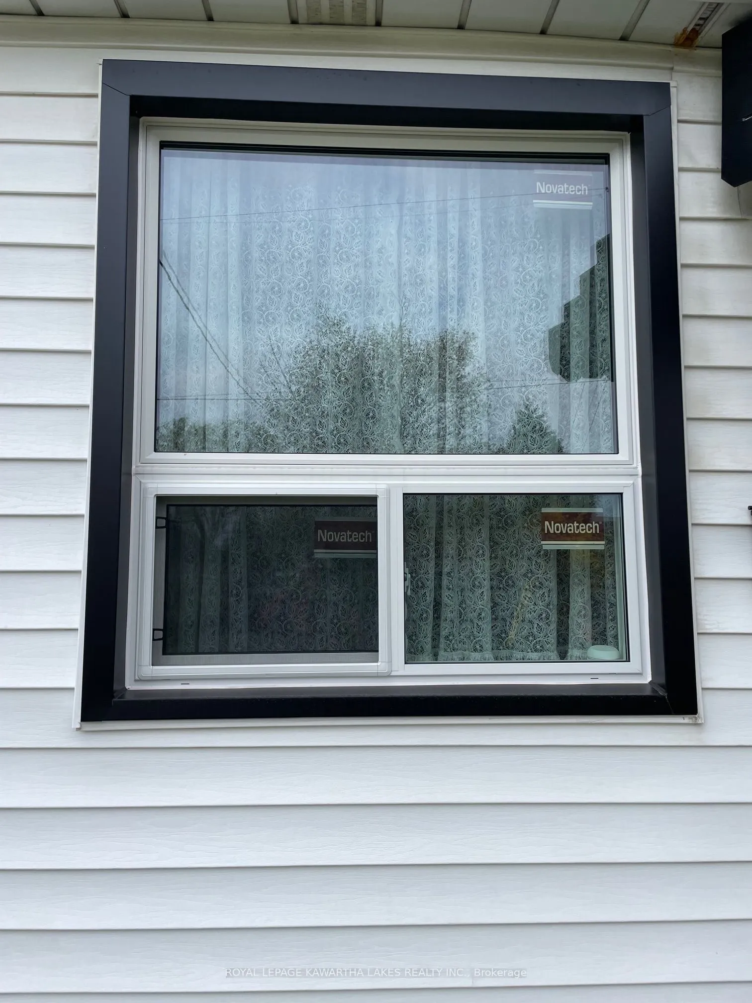 350 Oshawa Boulevard S