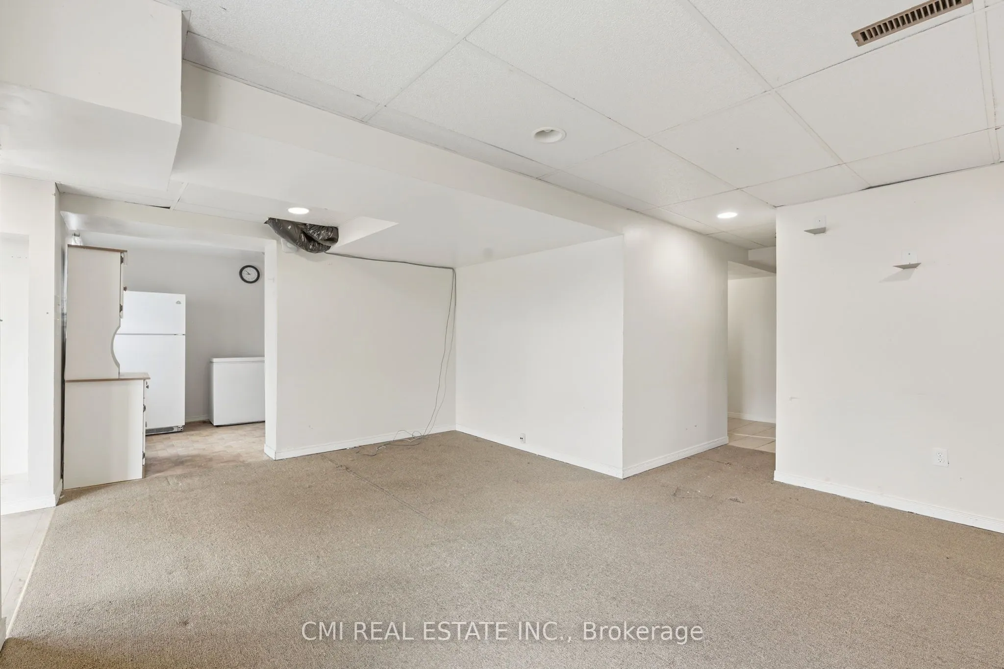 2275 Chapman Court