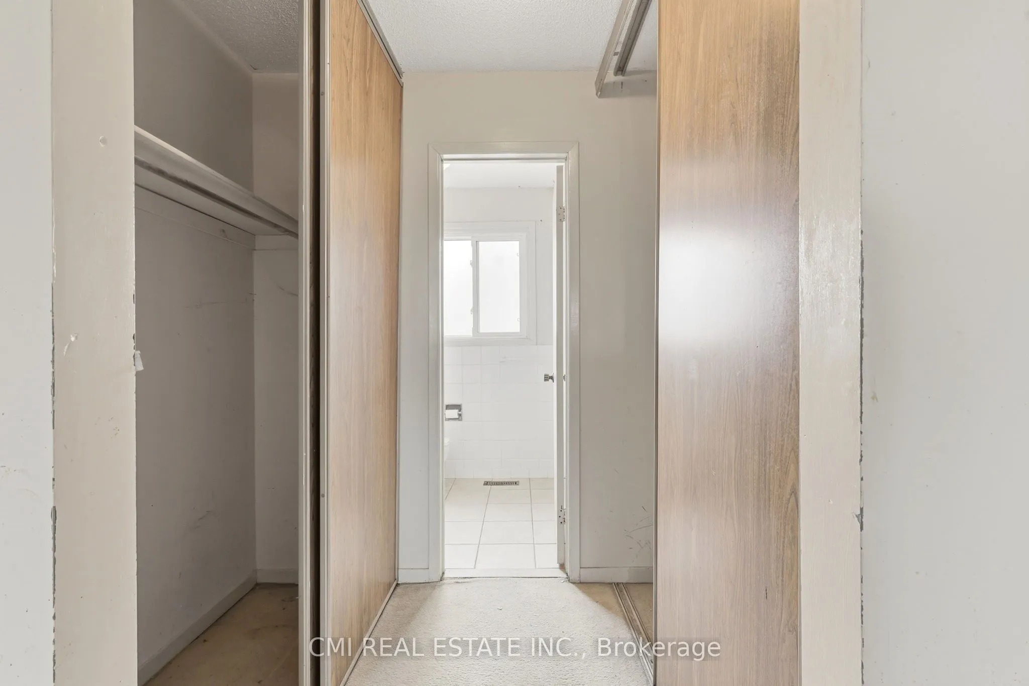 2275 Chapman Court