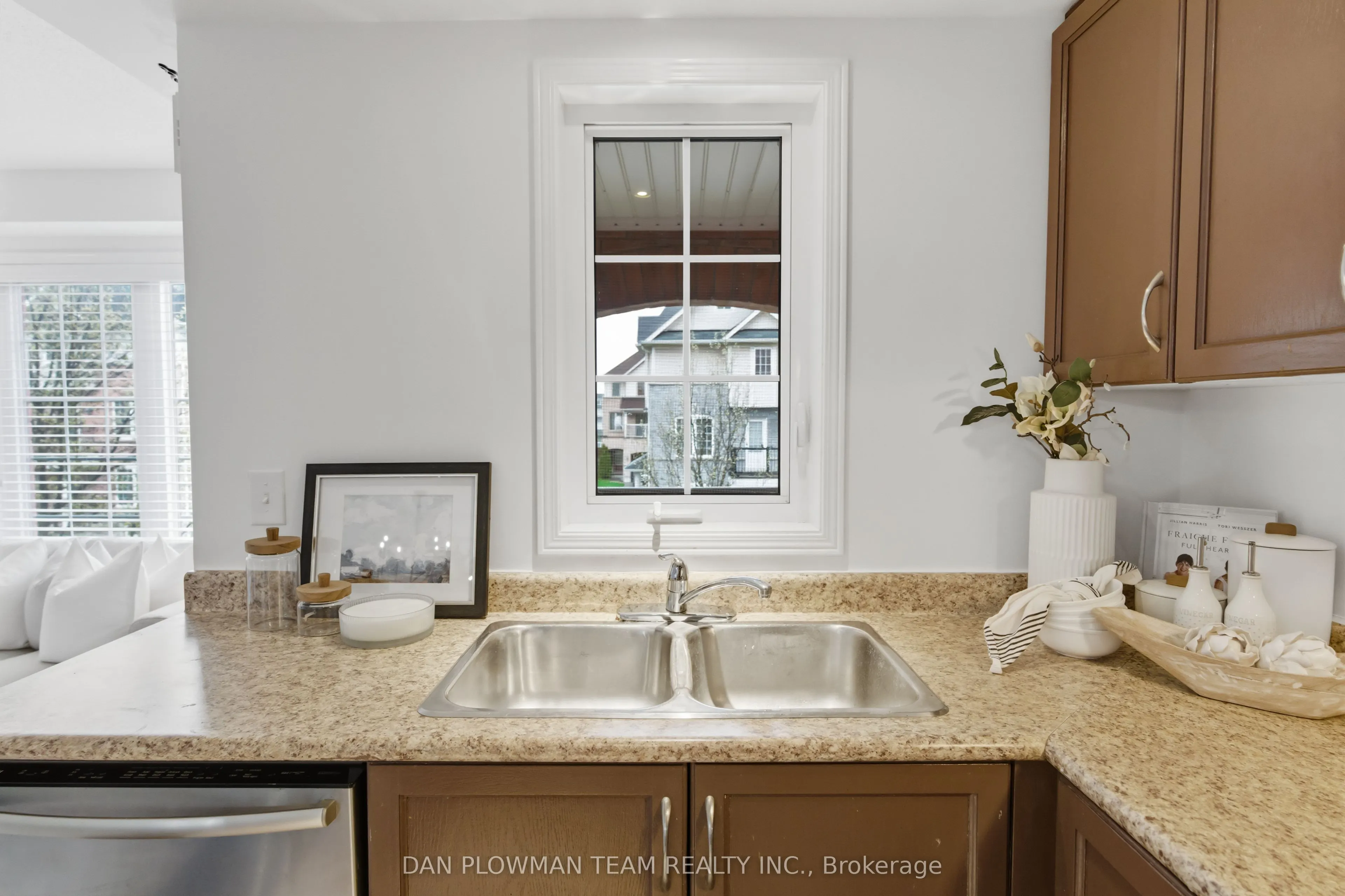 23 Blunden Road