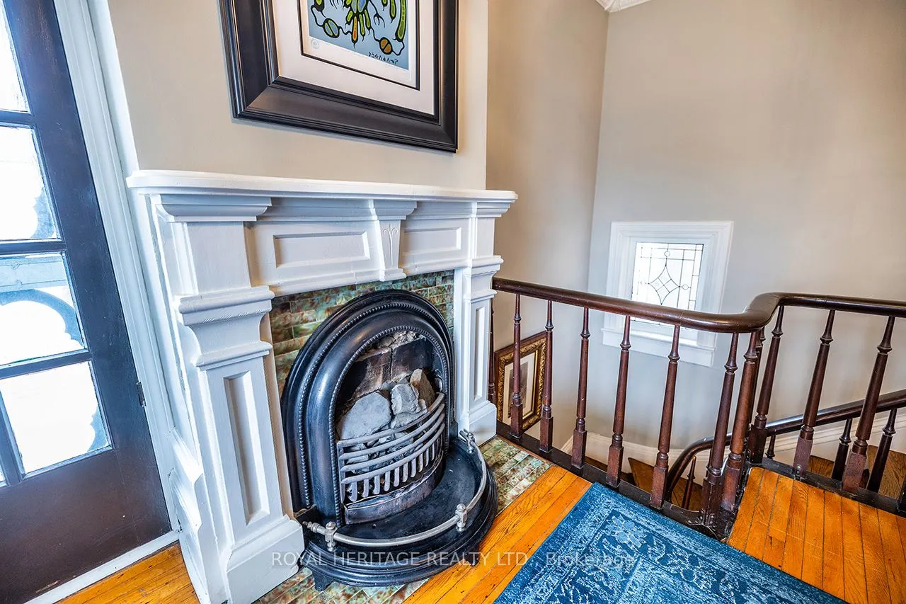 220 Cochrane Street