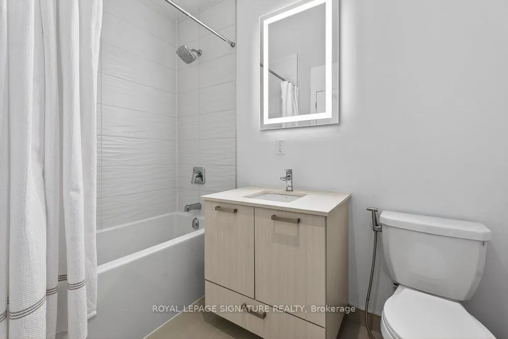 2301 Danforth Avenue #109
