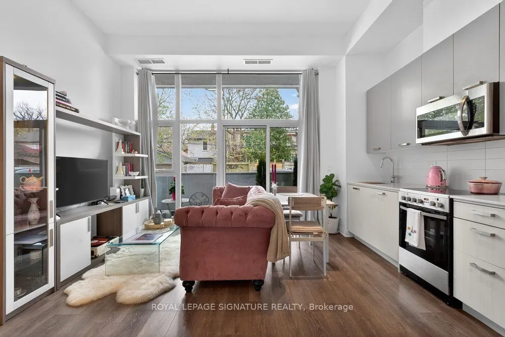 2301 Danforth Avenue #109