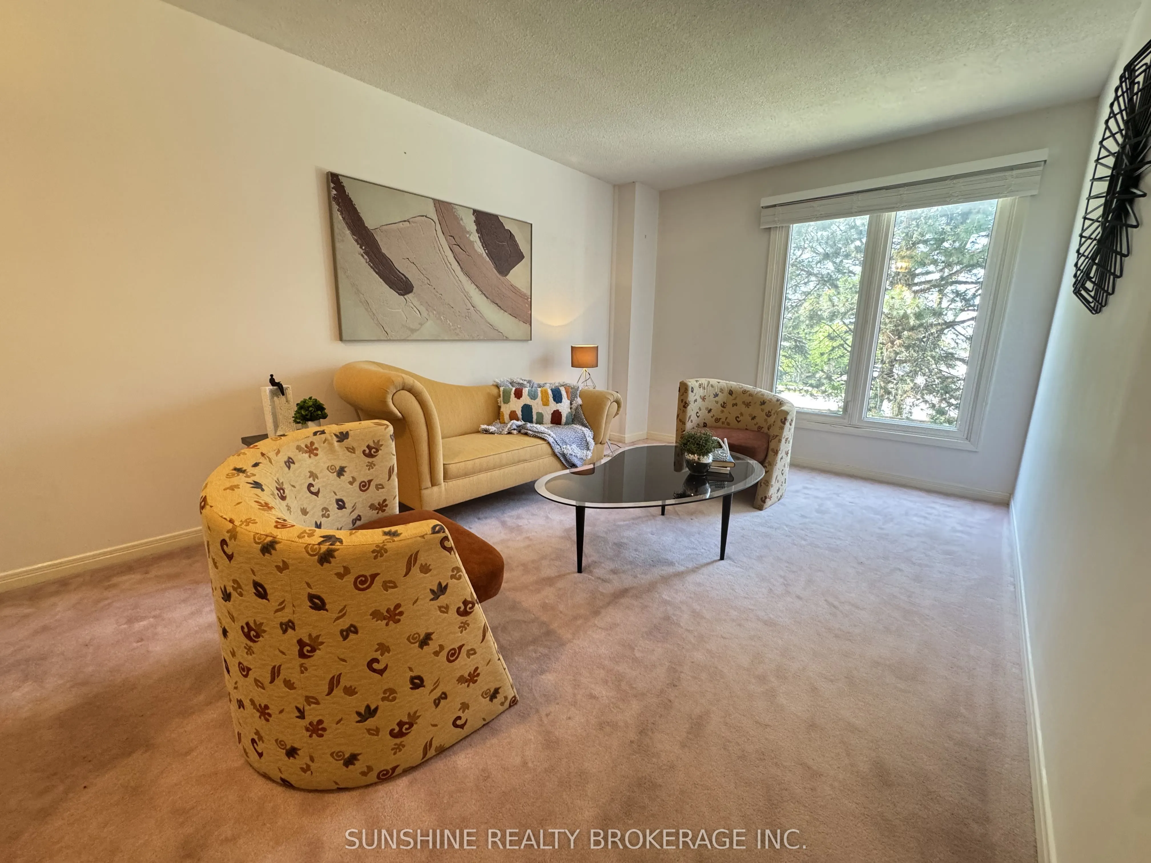 70 Copperwood Square