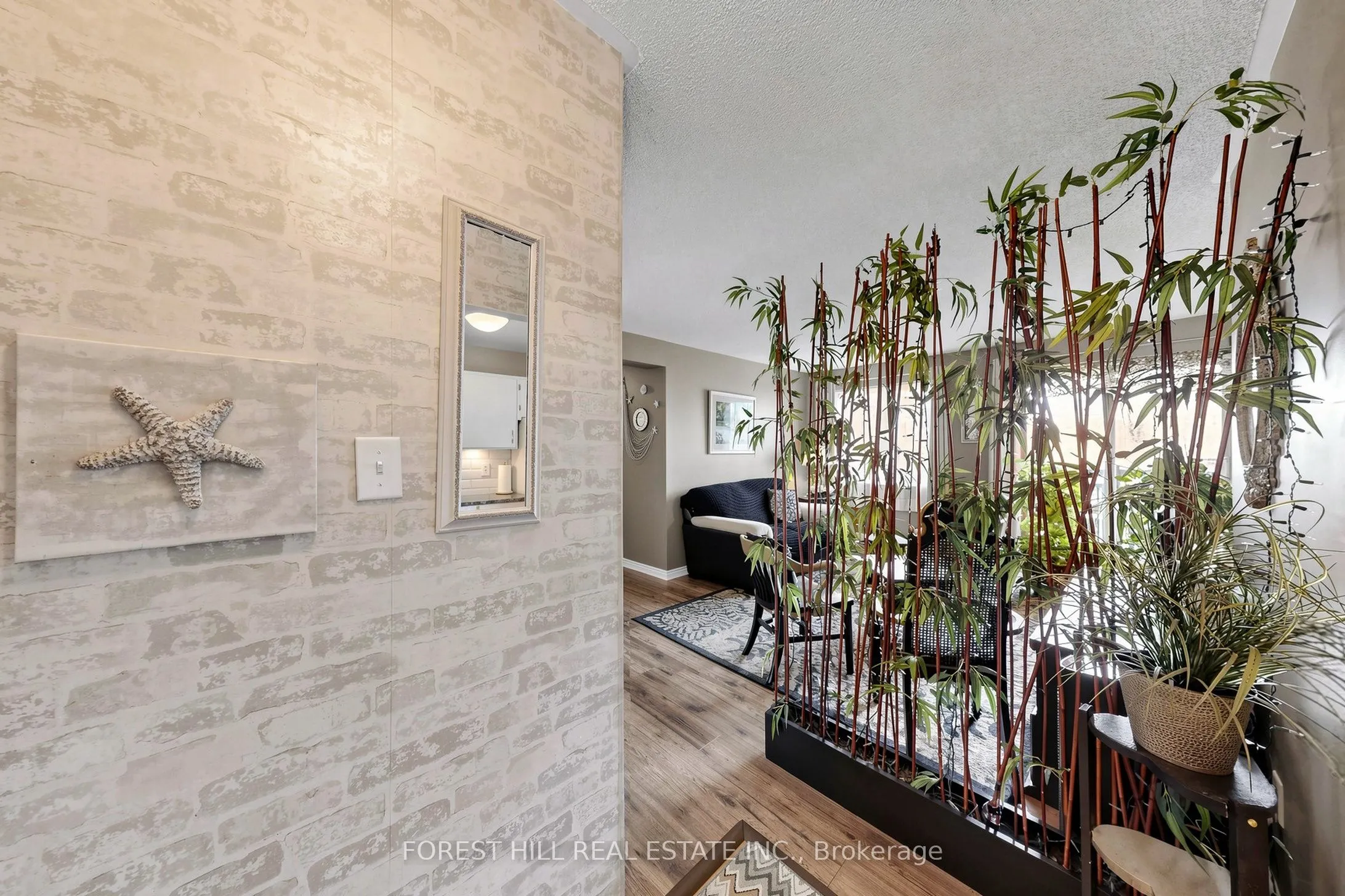 131 Taunton Road E #304