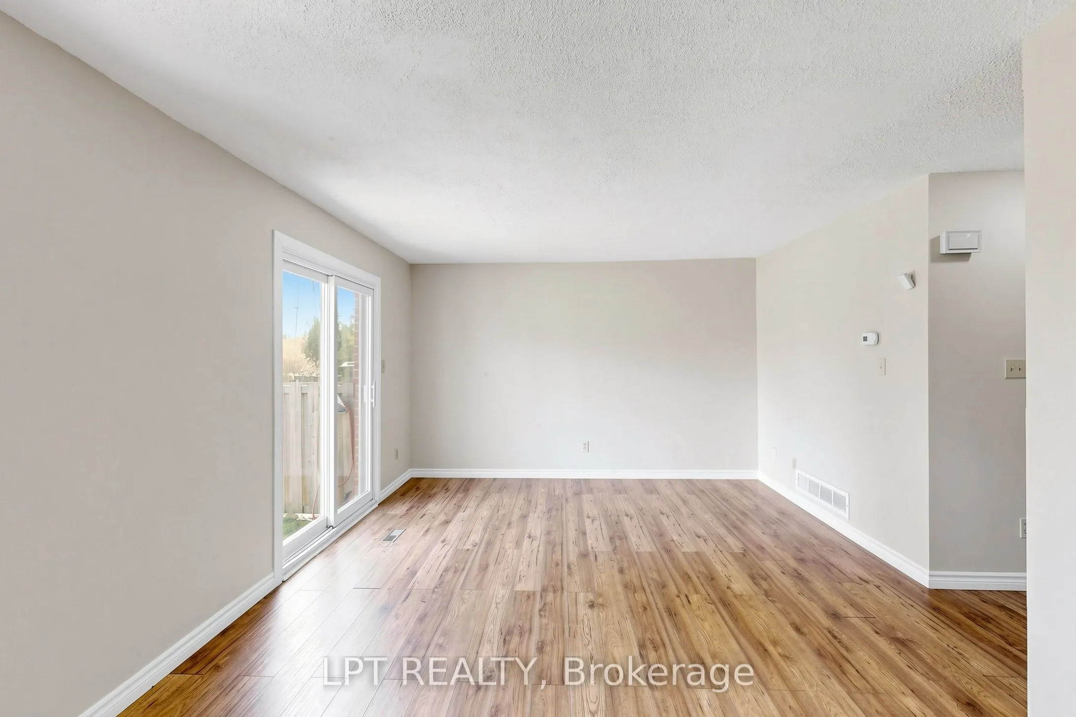 1055 Central Pk Boulevard N #32