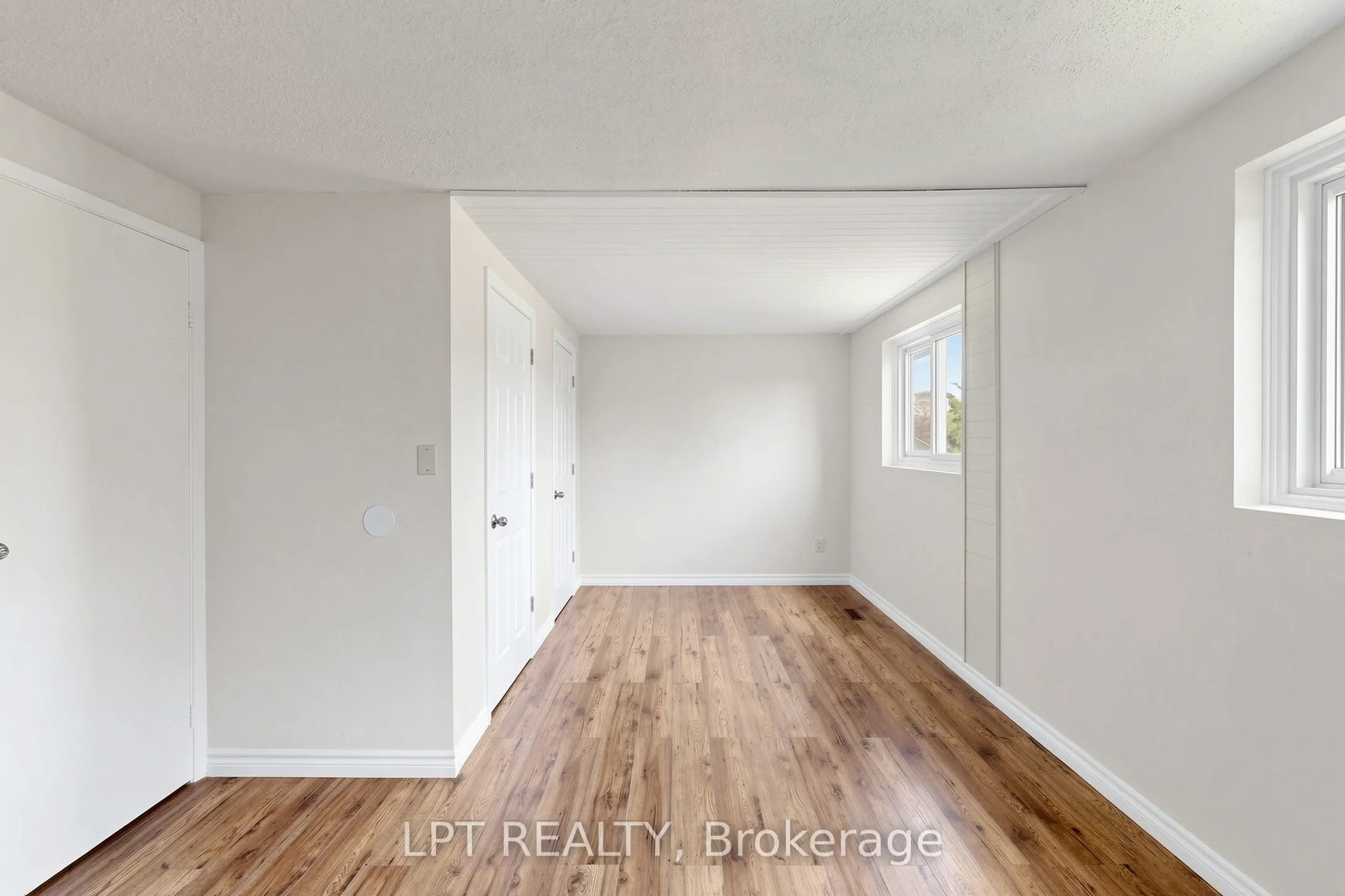 1055 Central Pk Boulevard N #32