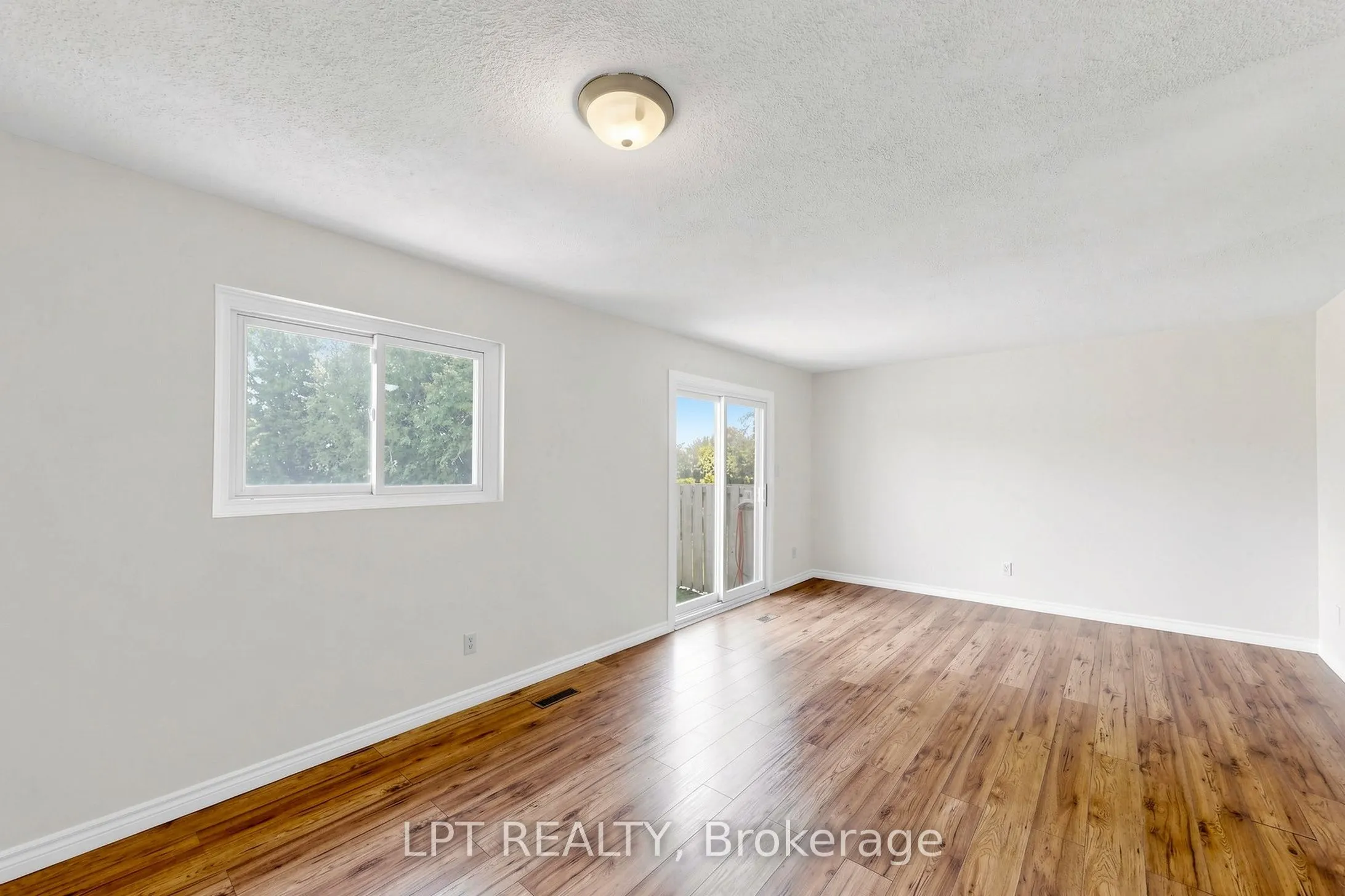 1055 Central Pk Boulevard N #32