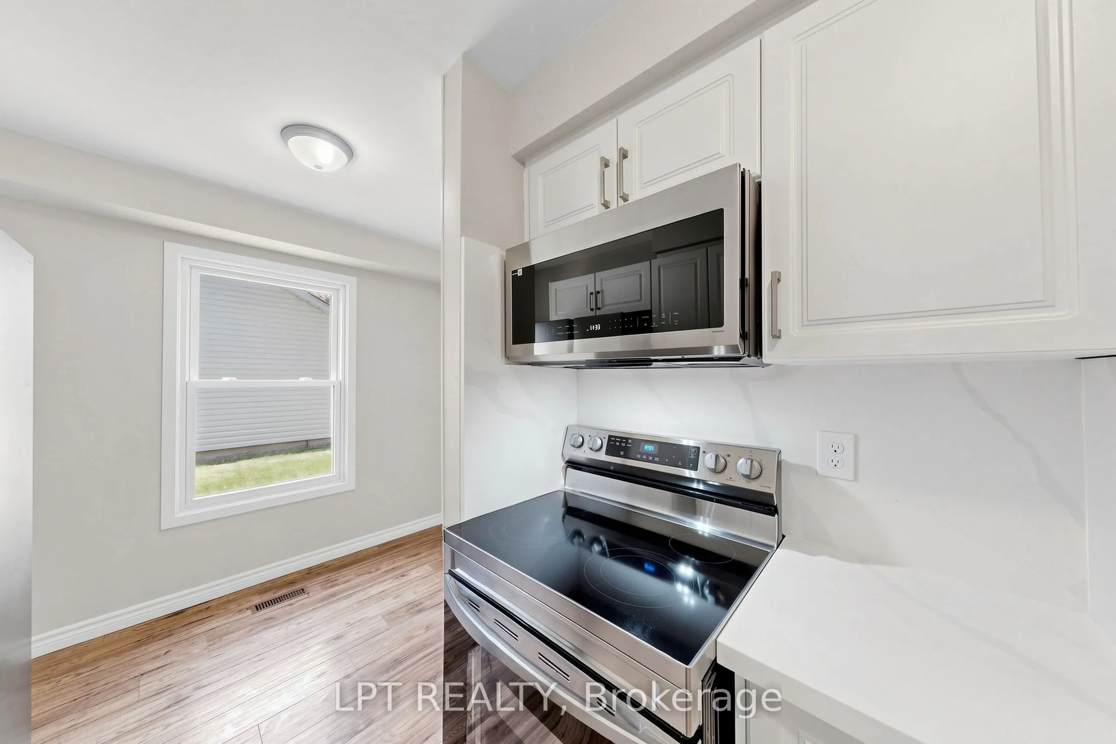 1055 Central Pk Boulevard N #32
