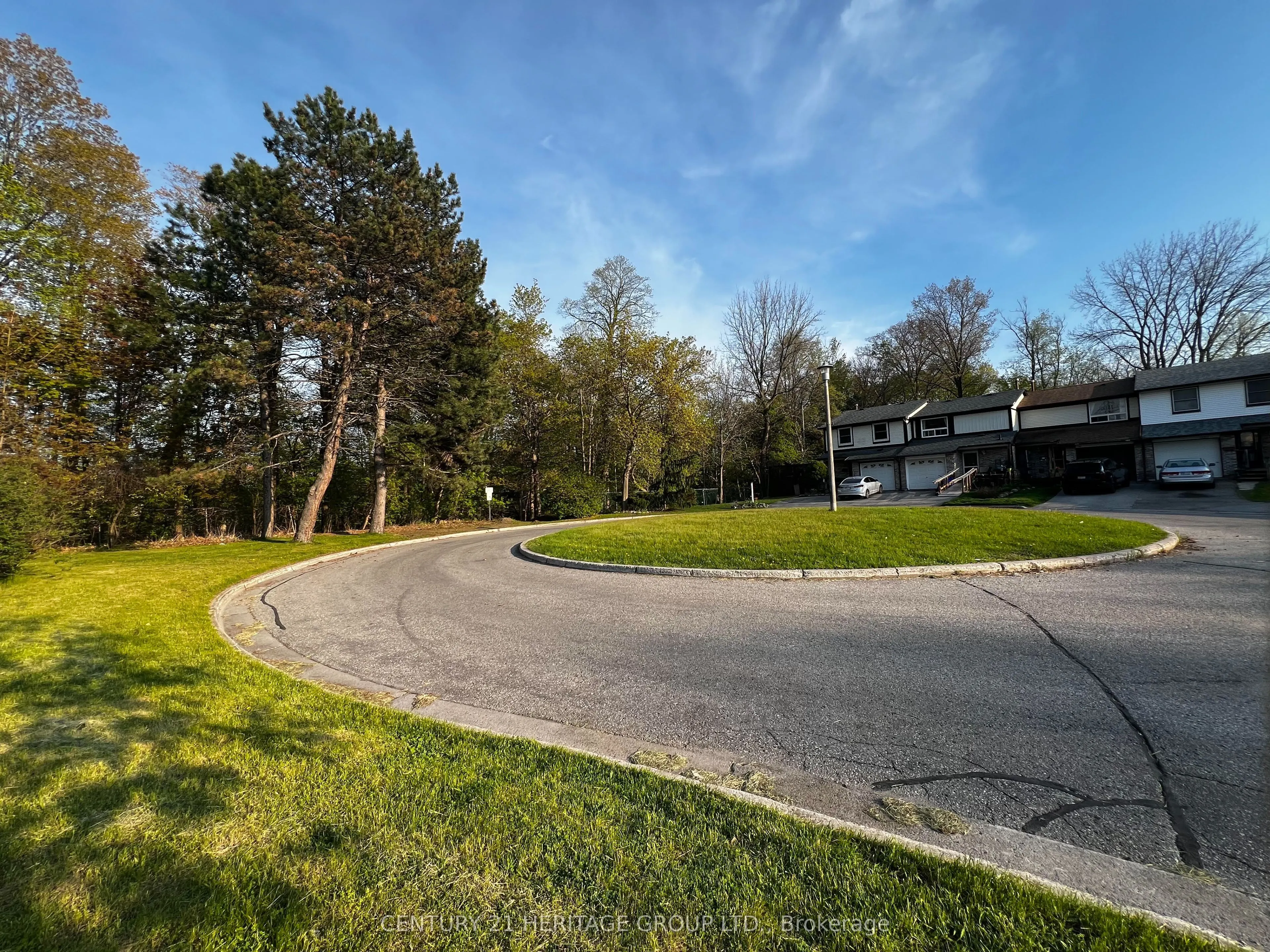 1133 Trowbridge Court