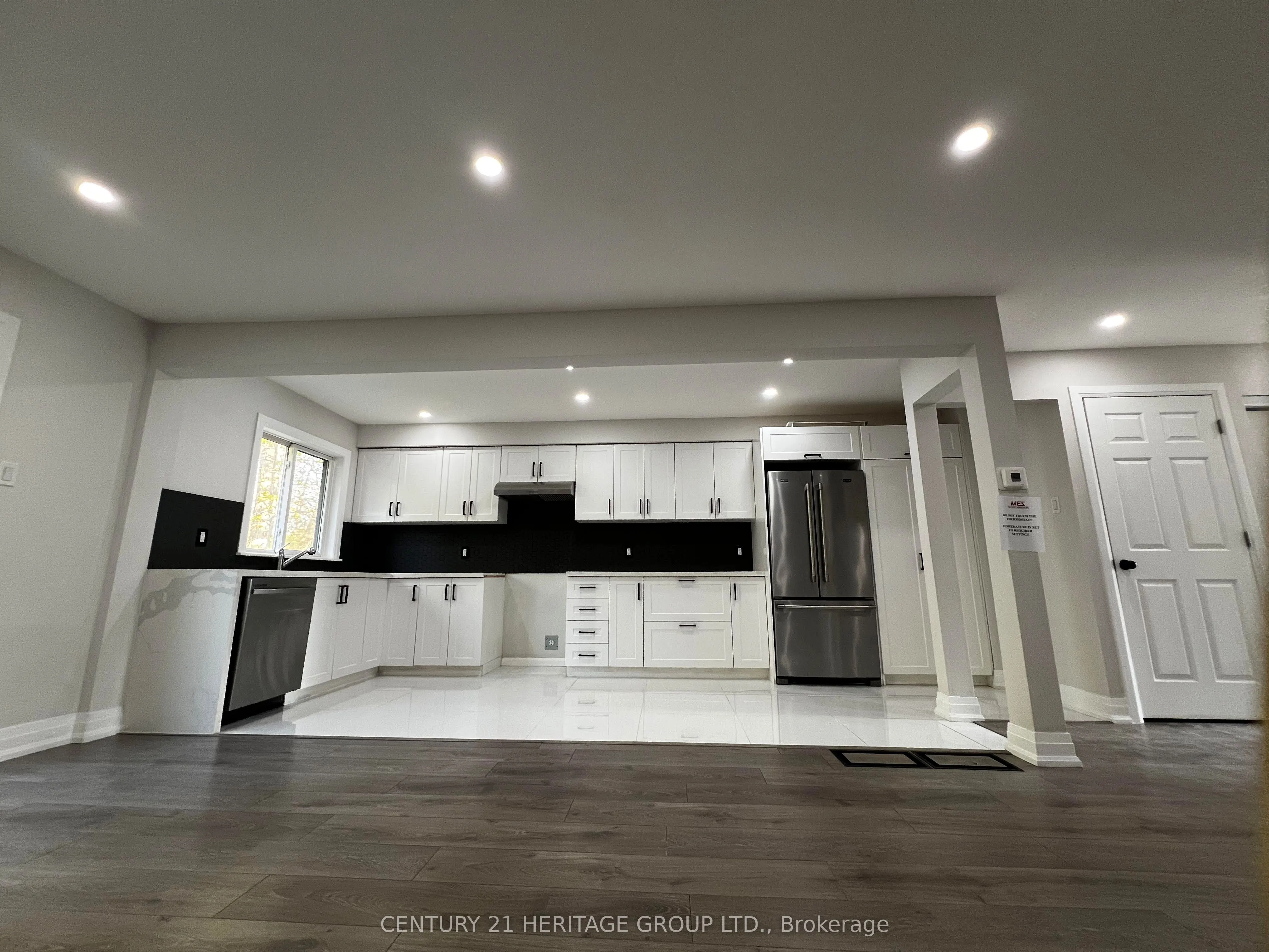 1133 Trowbridge Court